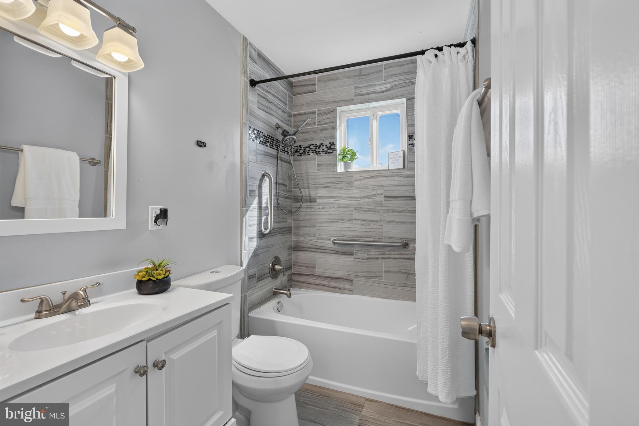 TODD ESTATES II - Residential