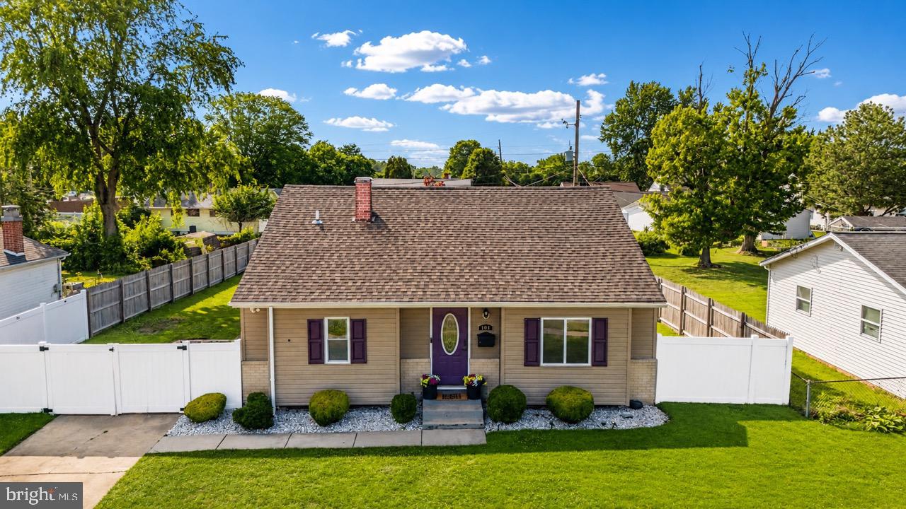 This one checks off ALL the boxes!  Beautiful split-level in Todd Estates II featuring 3 beds and 2 full baths with custom tile.  This home underwent a major renovation in 2018 , in which roof, HVAC, siding, and windows were all replaced. Peace of mind? Check!  On the main level, you'll find a large gourmet kitchen with soft-close cabinets, stainless steel appliances, and quartz countertops, flowing into a spacious family room.
Upstairs are 3 good-sized bedrooms and a full bath. Downstairs offers a second large family room, full custom bath, and a laundry/utility room.  Don't forget about the spacious backyard with extended driveway and fenced in with a paver patio! Put this one on your tour!