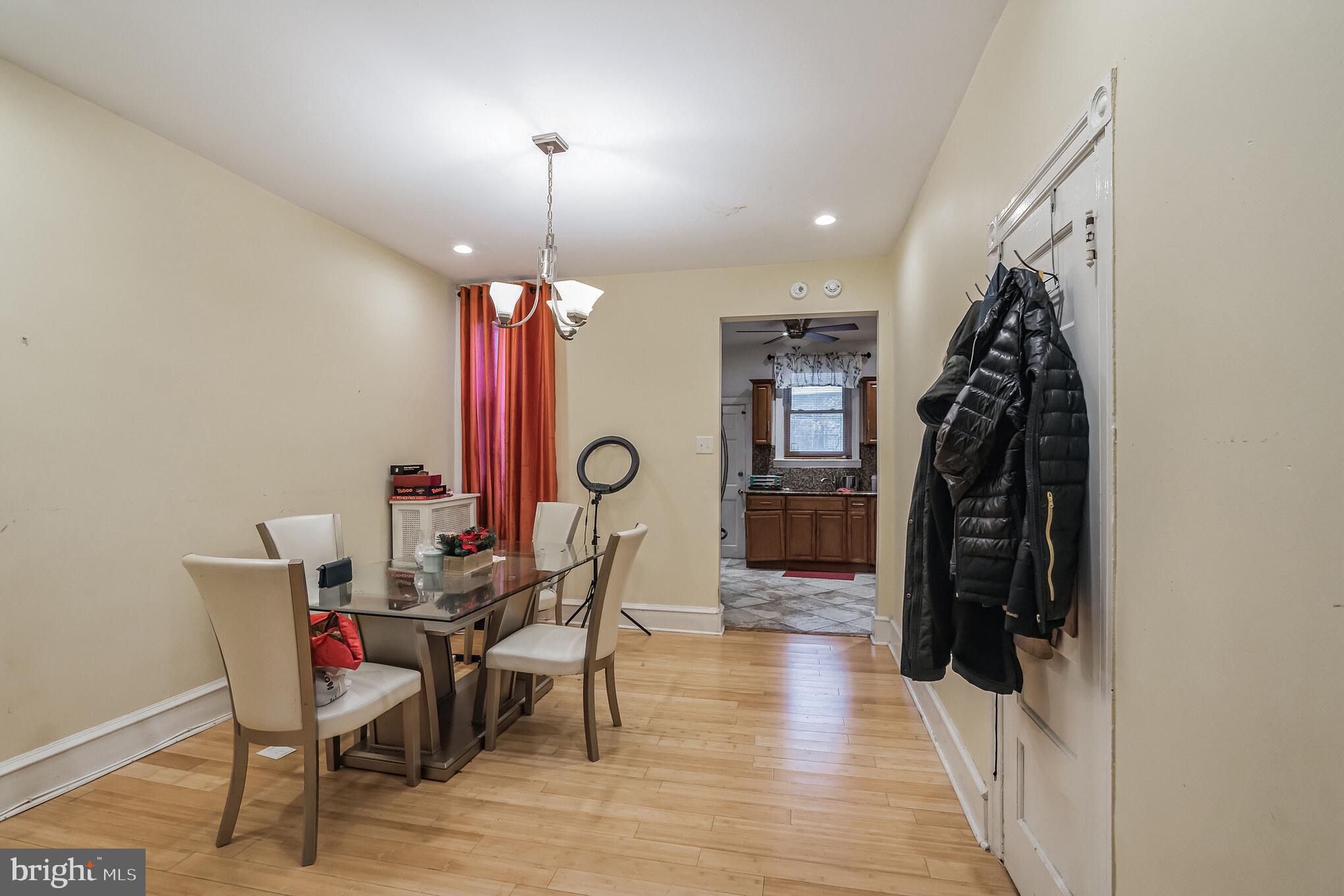 OVERBROOK - Residential