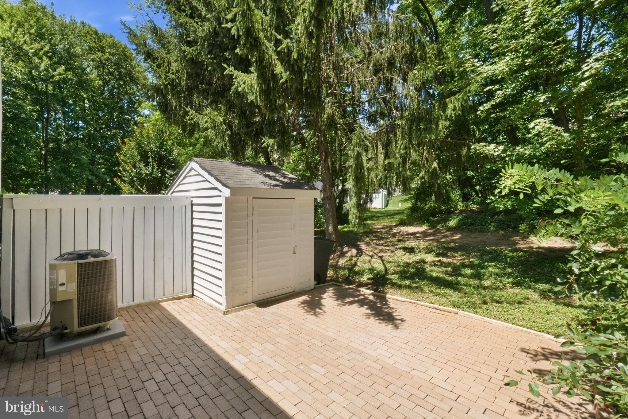 BIRCHFIELD WOODS - Residential