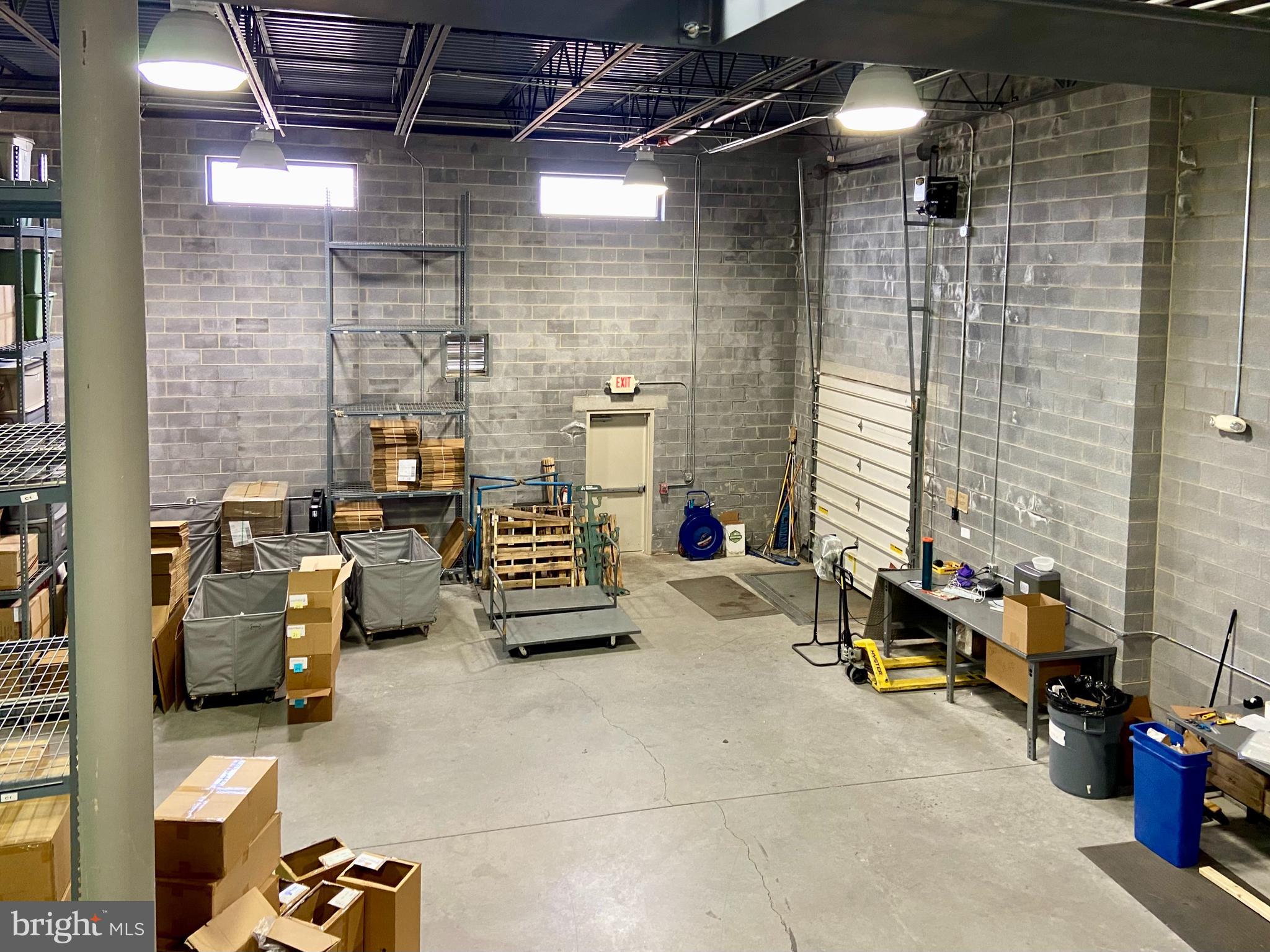 WINCHESTER - Commercial Sale
