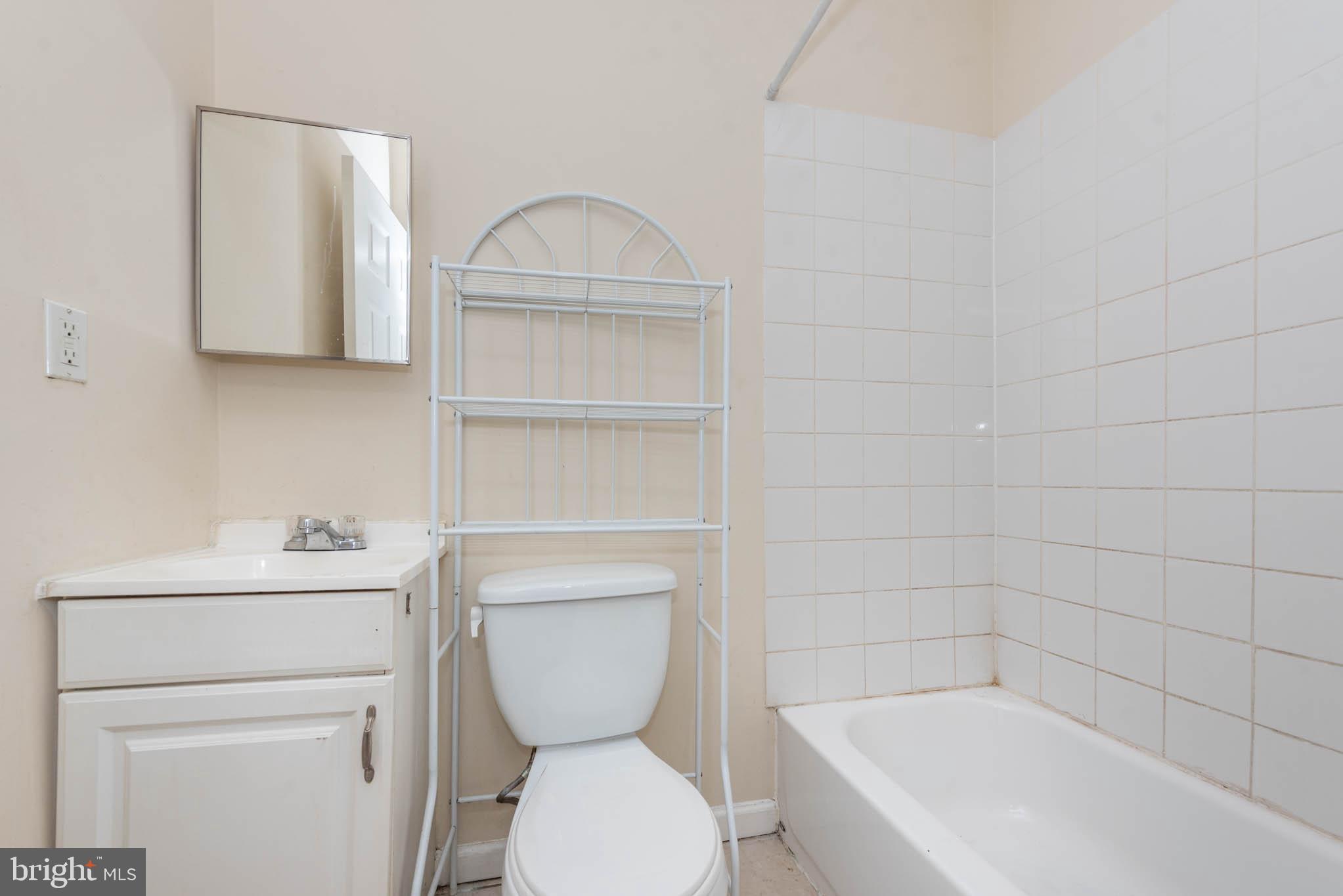 MILTON-MONTFORD - Residential