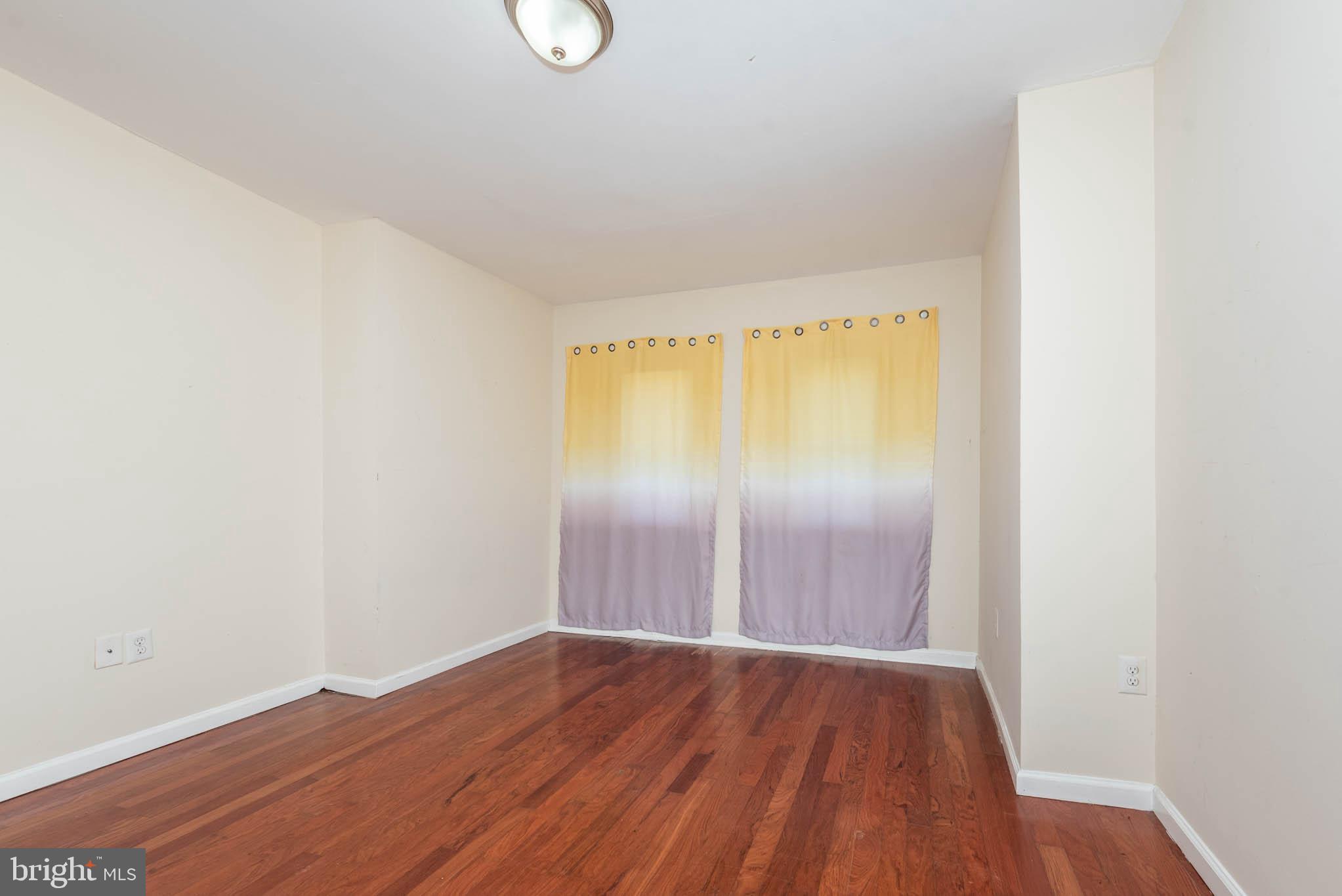 MILTON-MONTFORD - Residential