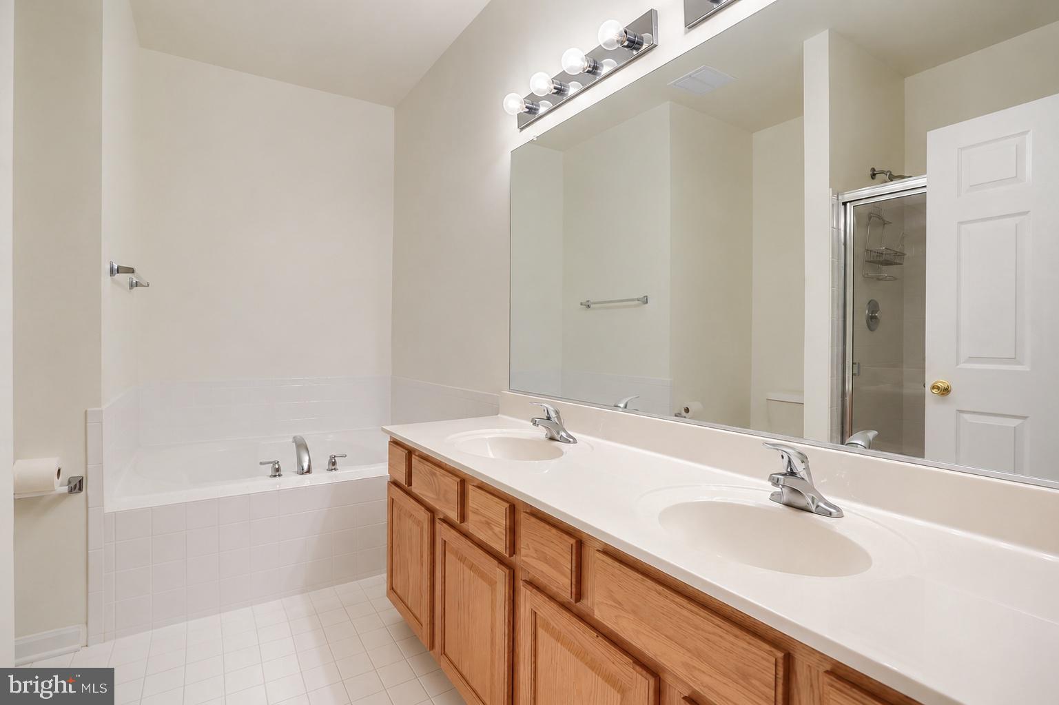 GREENWAY FARMS - Residential