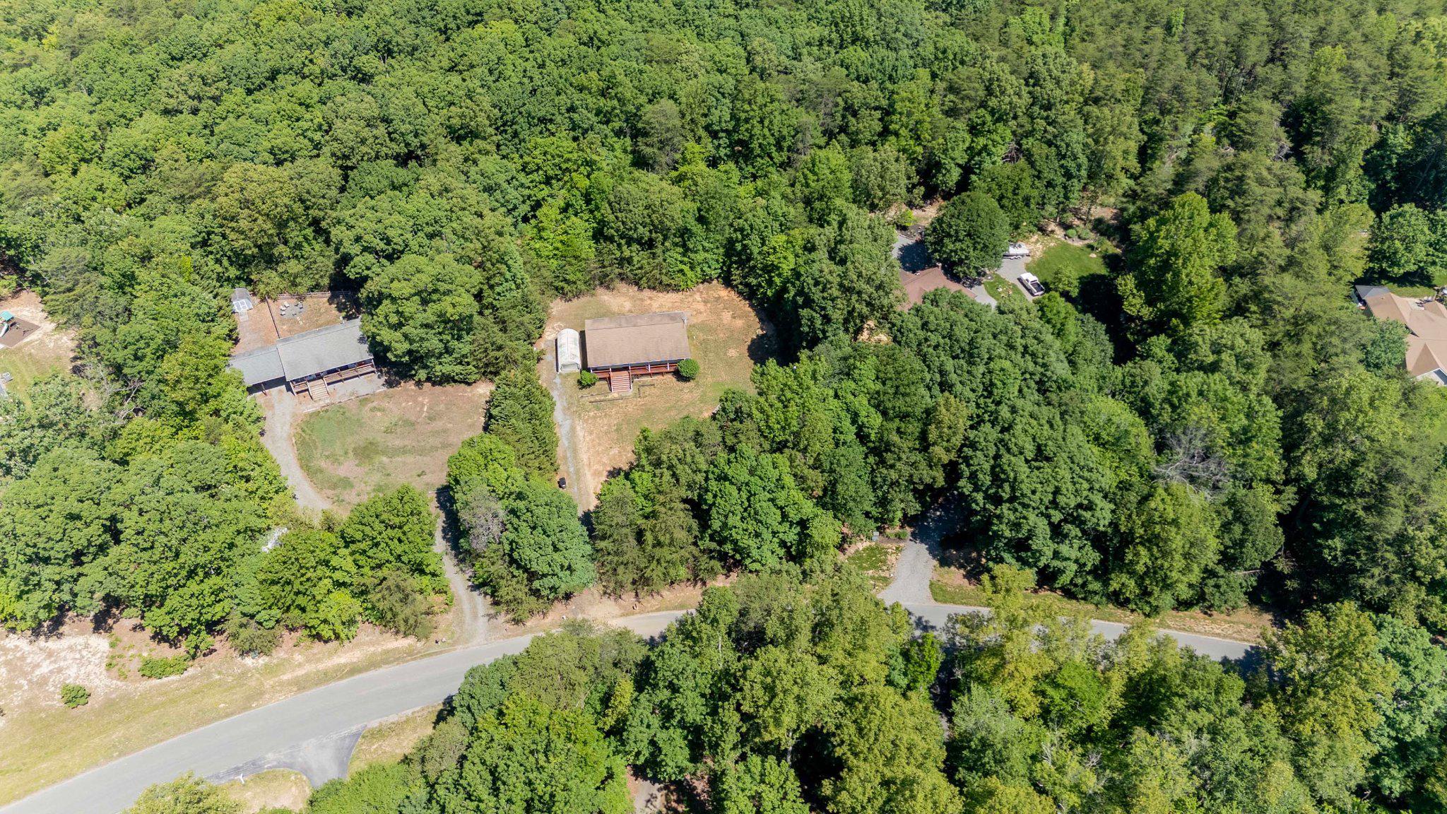 TALL PINES - Residential