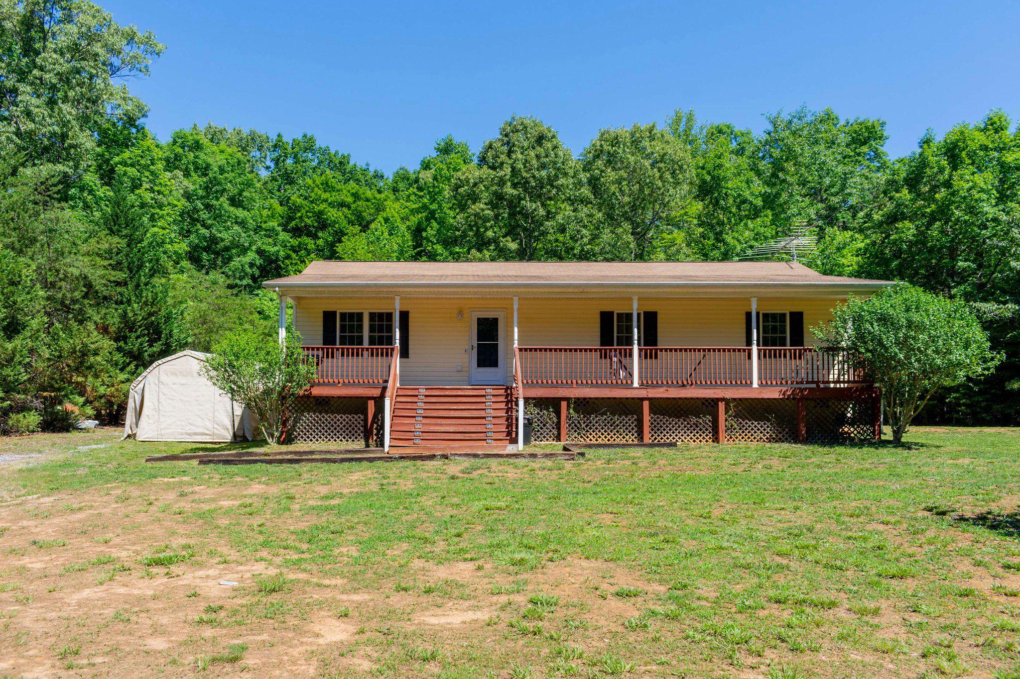 TALL PINES - Residential