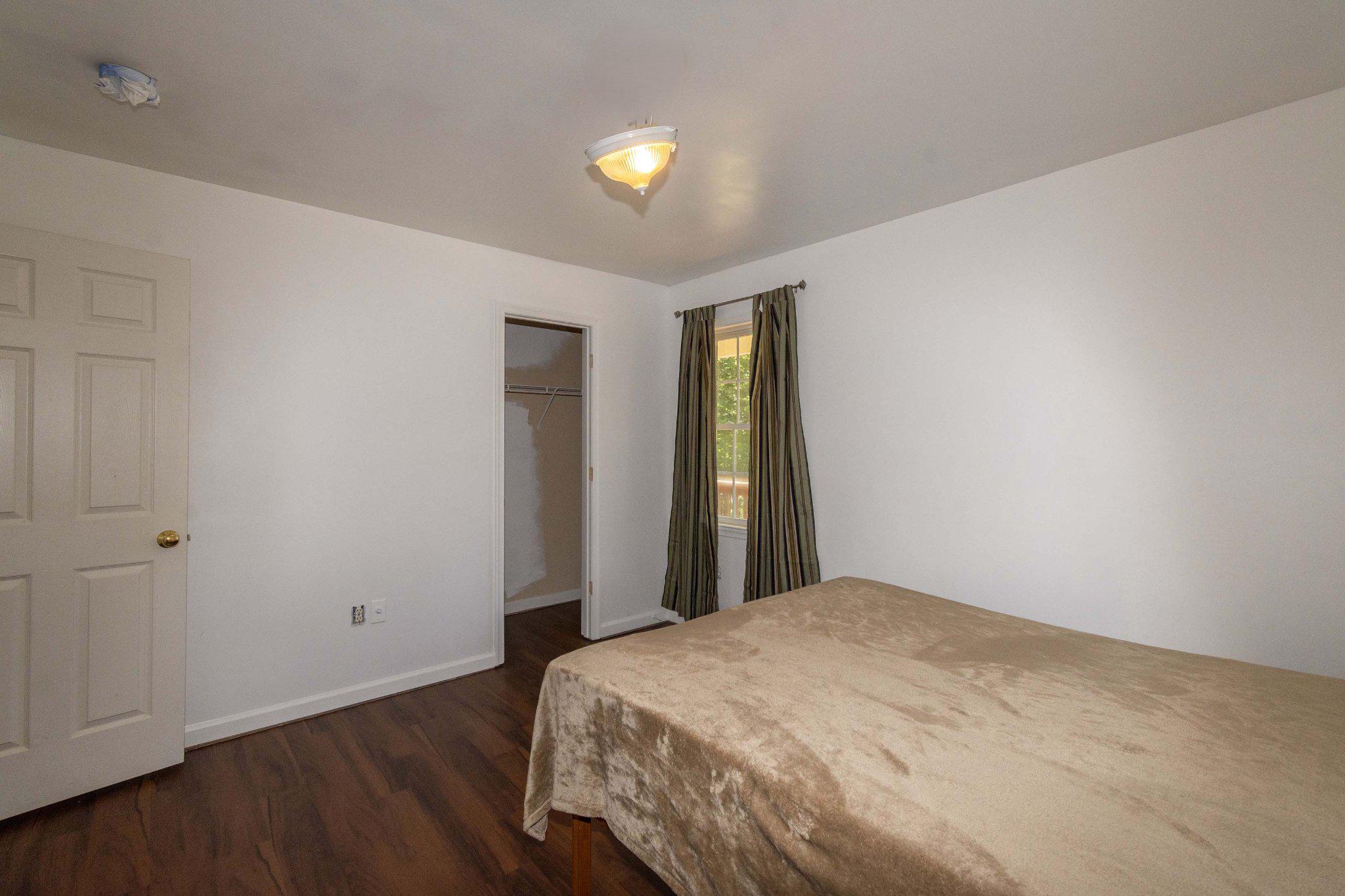 TALL PINES - Residential