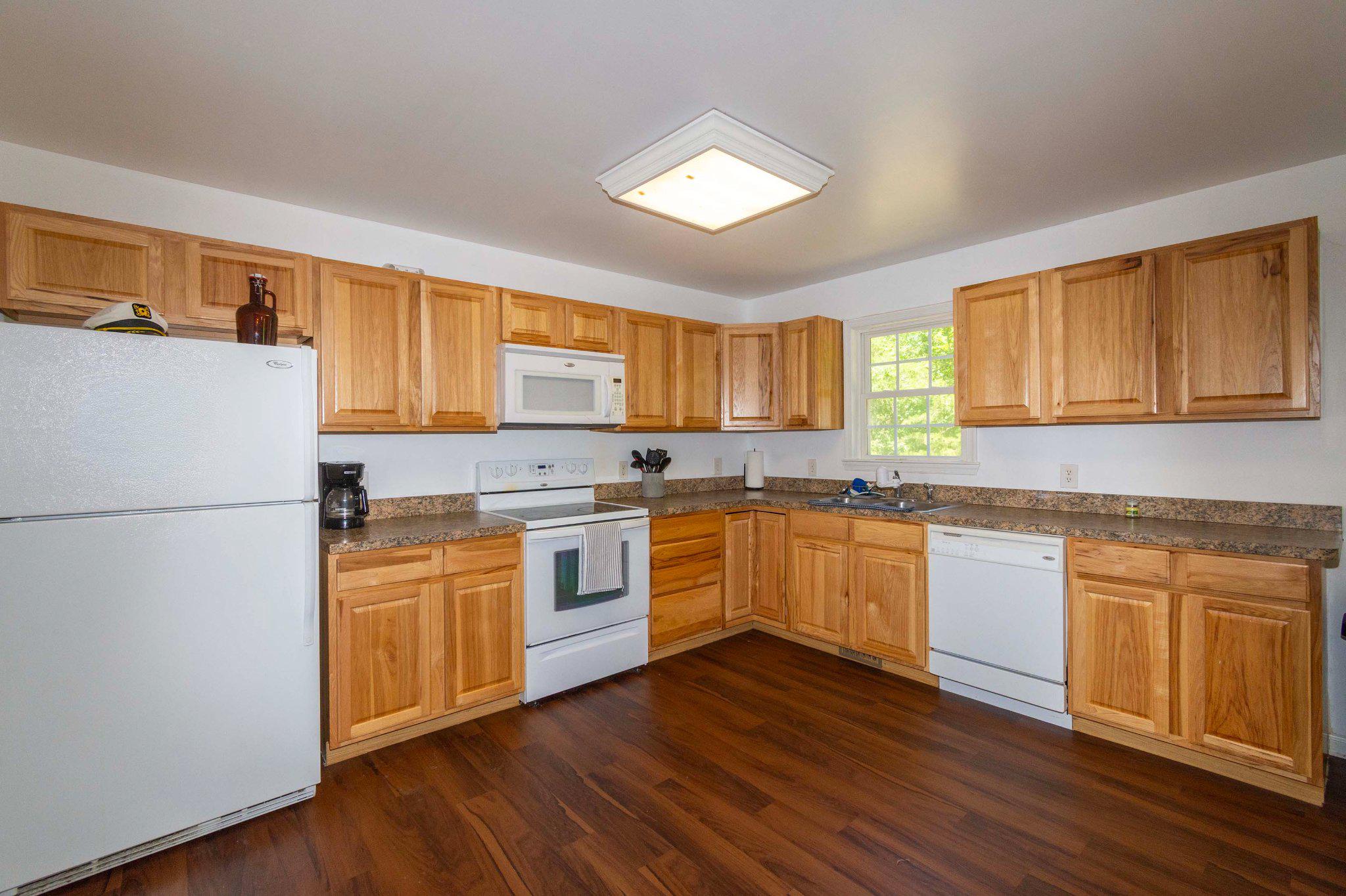 TALL PINES - Residential