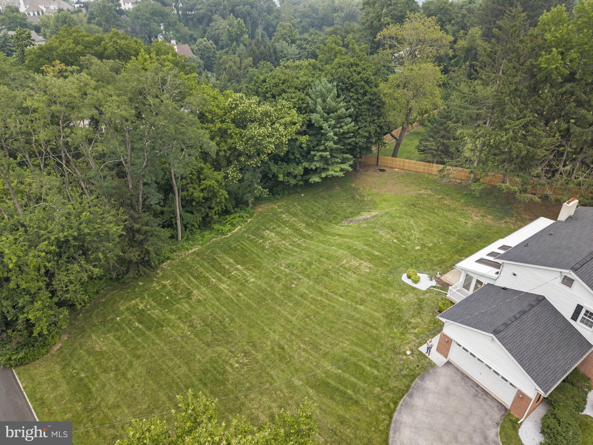 GLADWYNE - Residential