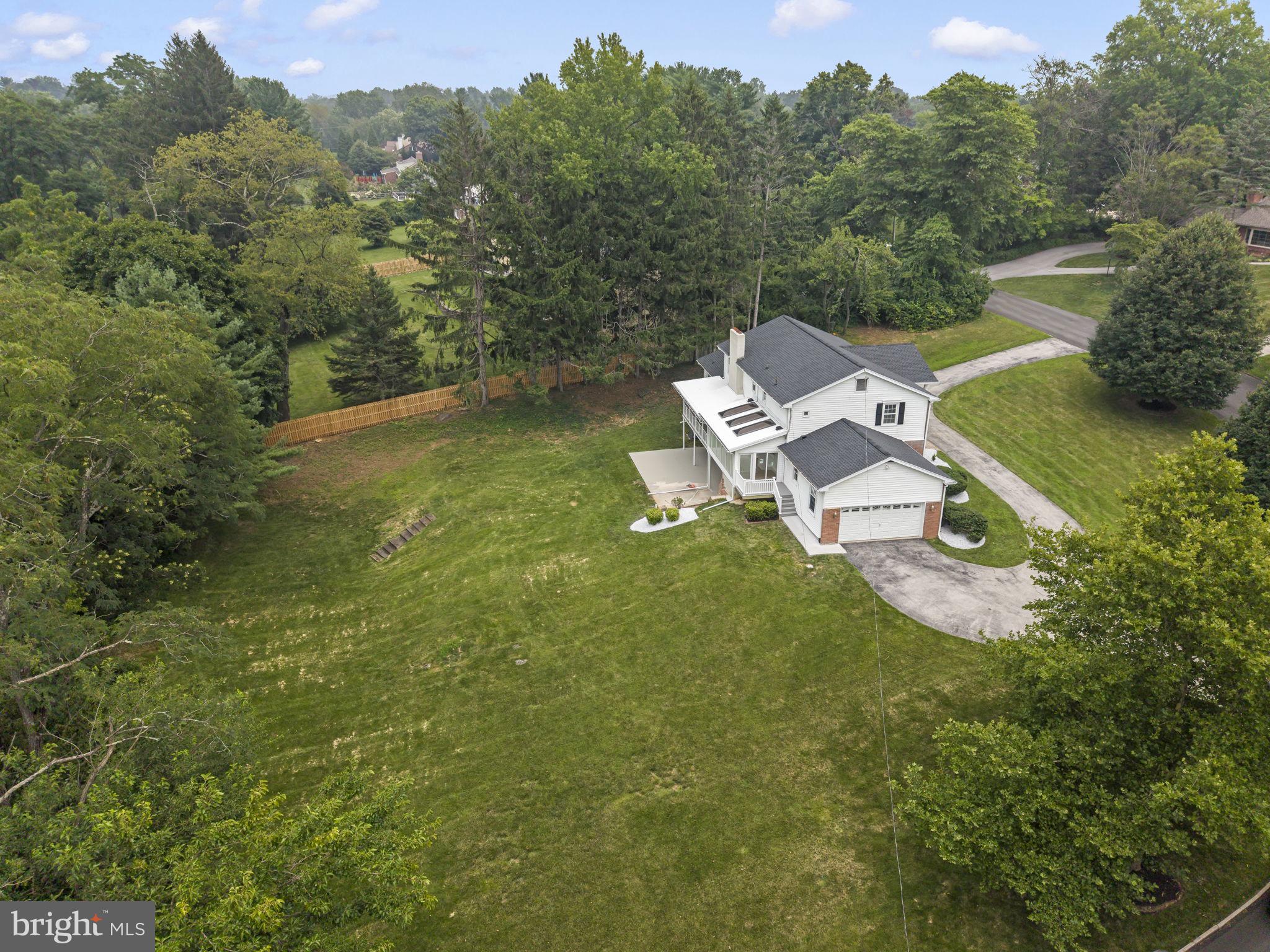 GLADWYNE - Residential