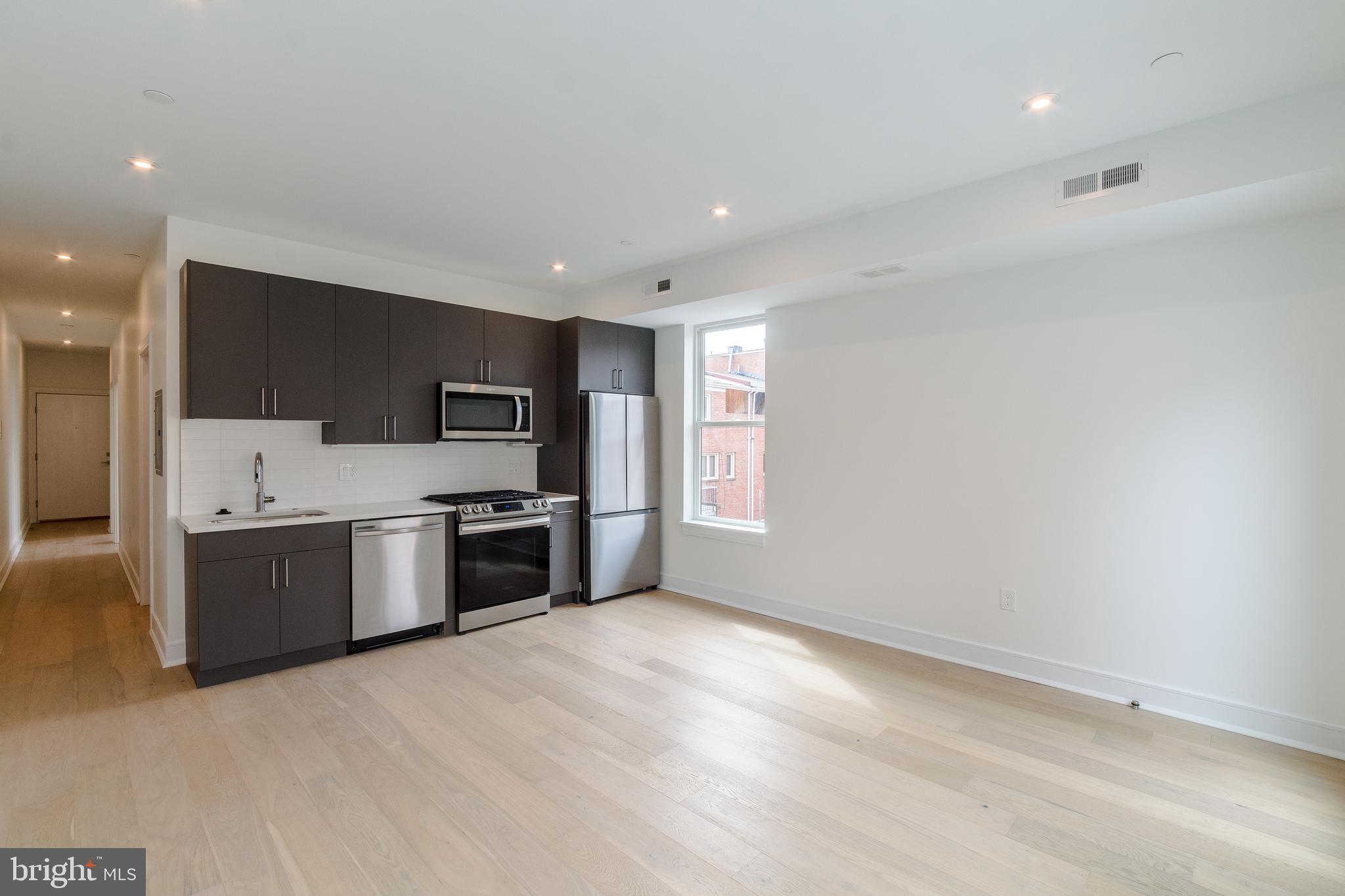 SOCIETY HILL - Residential Lease