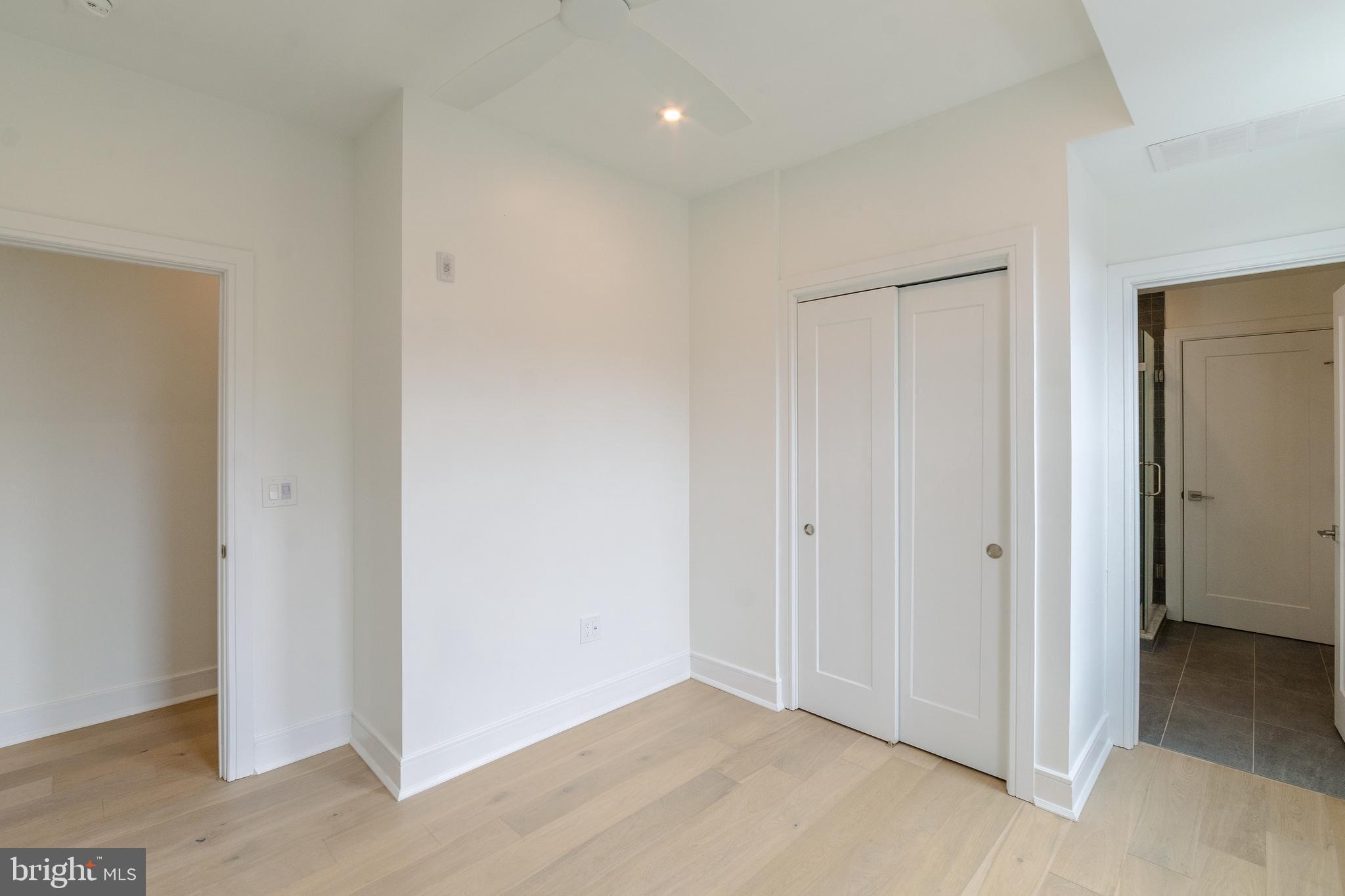 SOCIETY HILL - Residential Lease