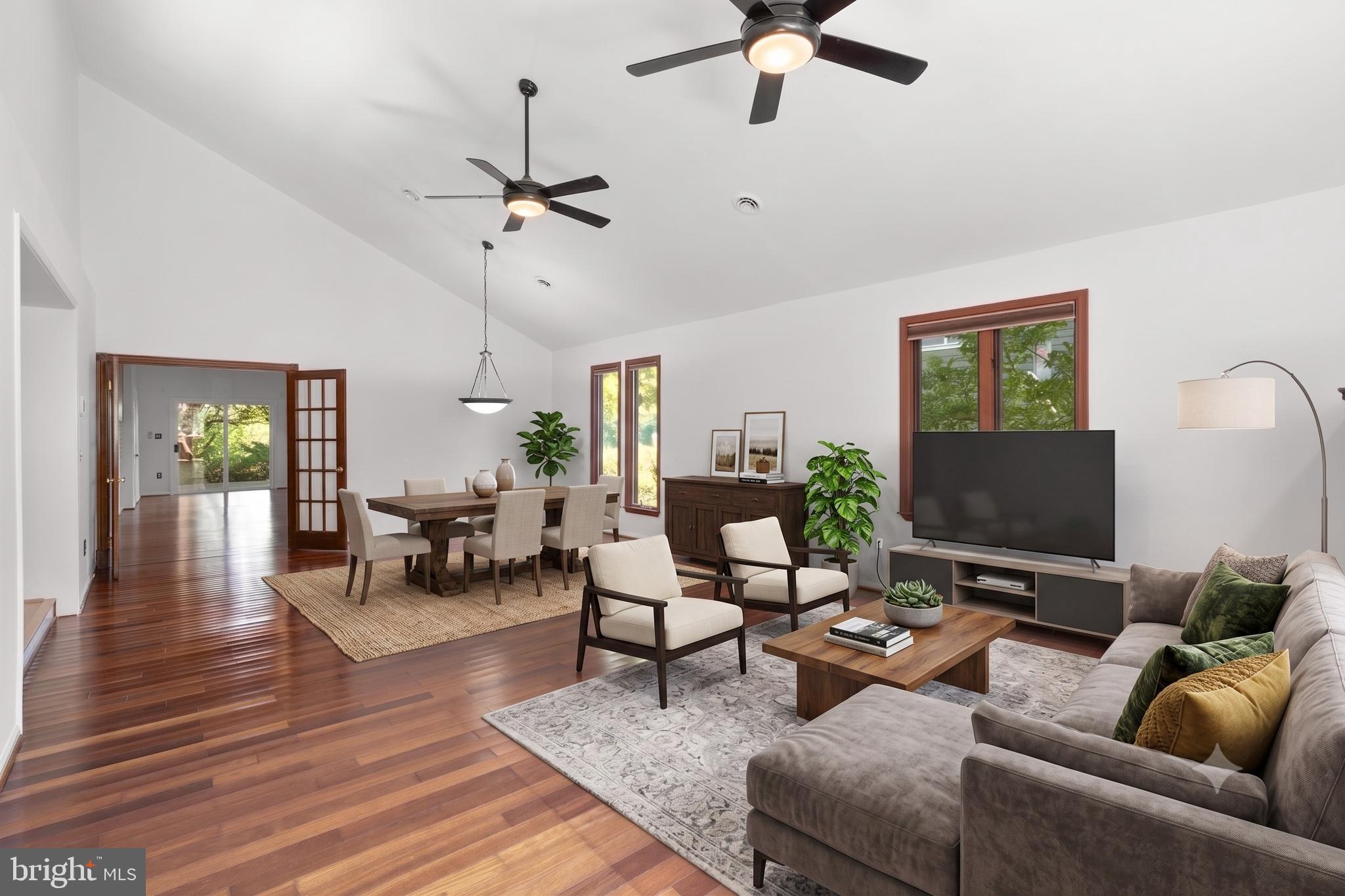 KNOLLWOOD - Residential