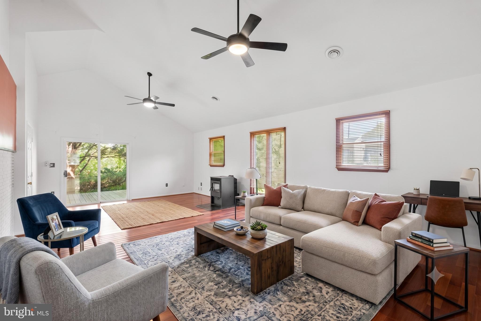 KNOLLWOOD - Residential