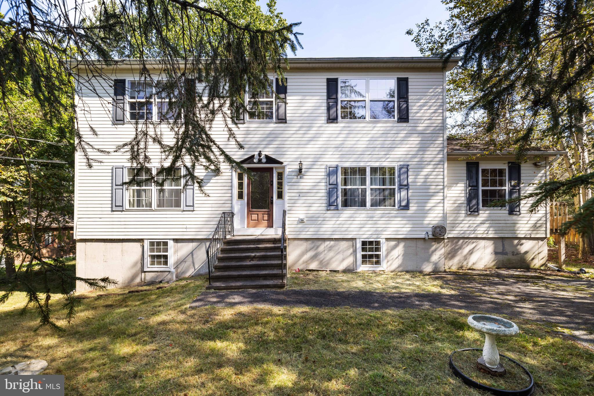 POCONO COUNTRY PLACE - Residential