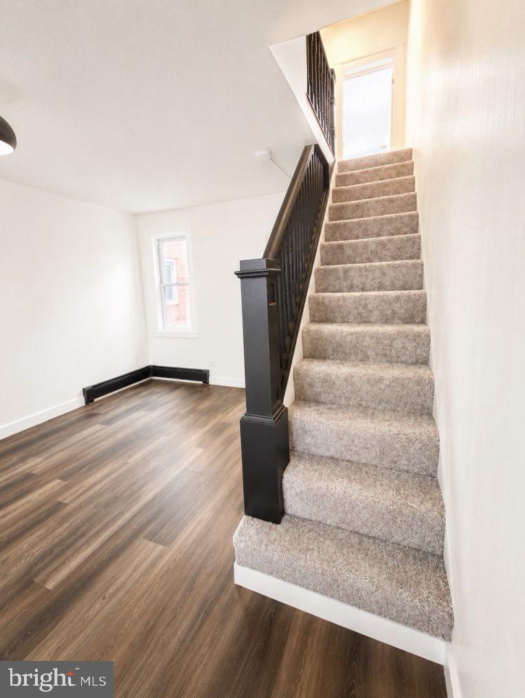 LANCASTER - Residential