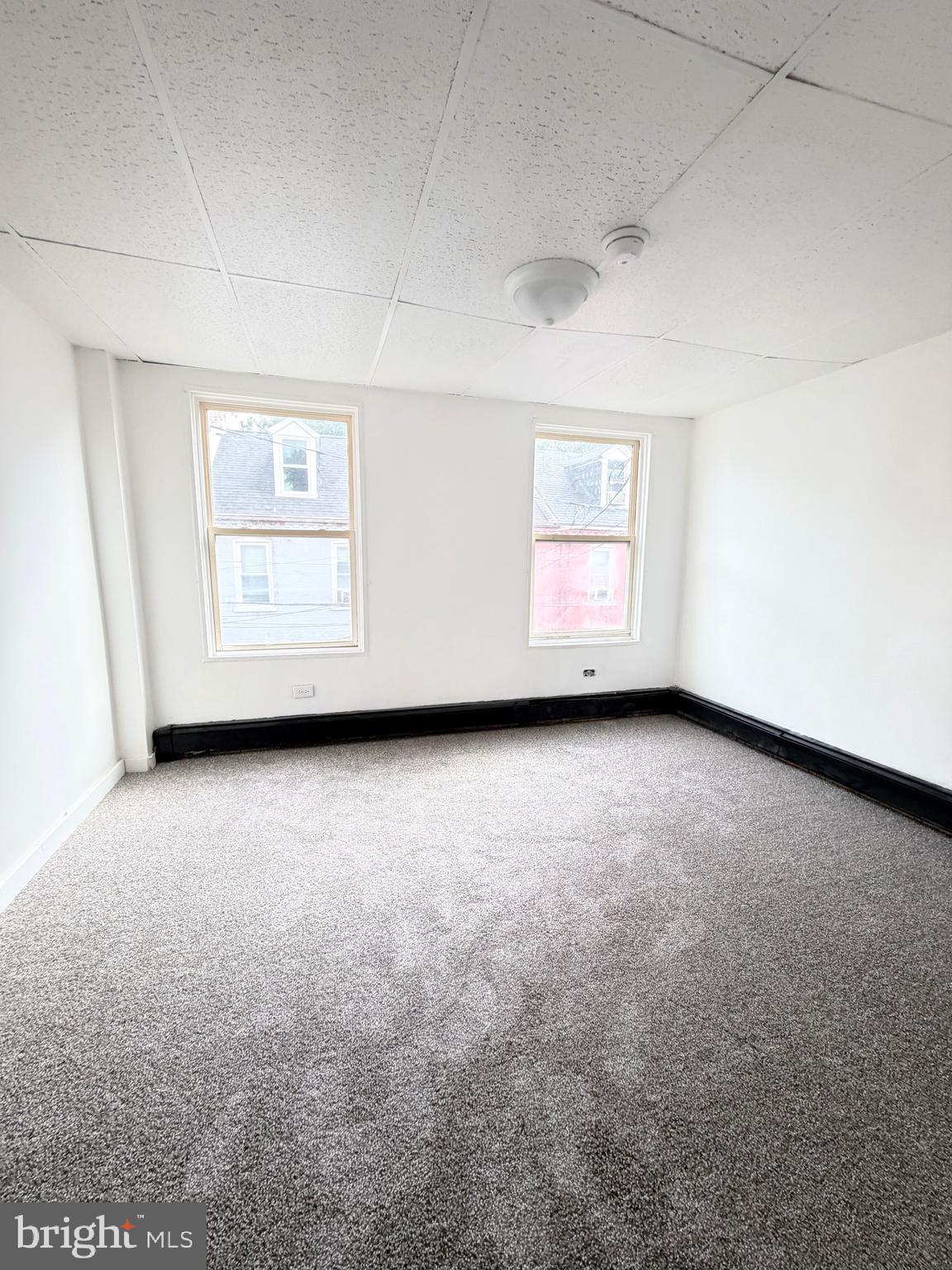 LANCASTER - Residential