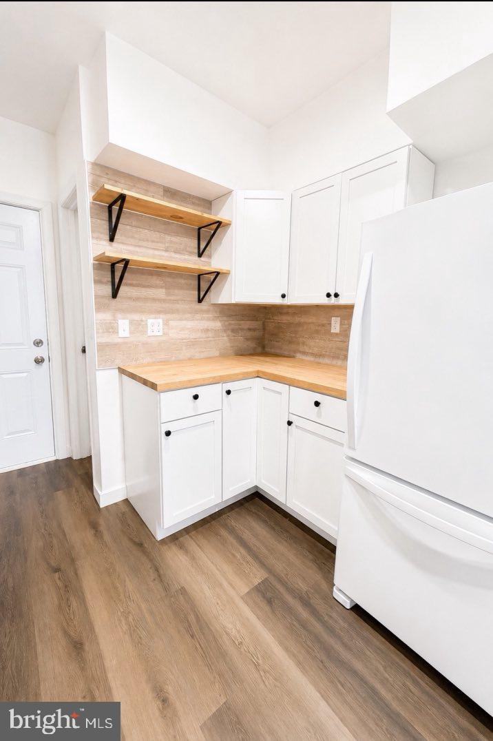 LANCASTER - Residential