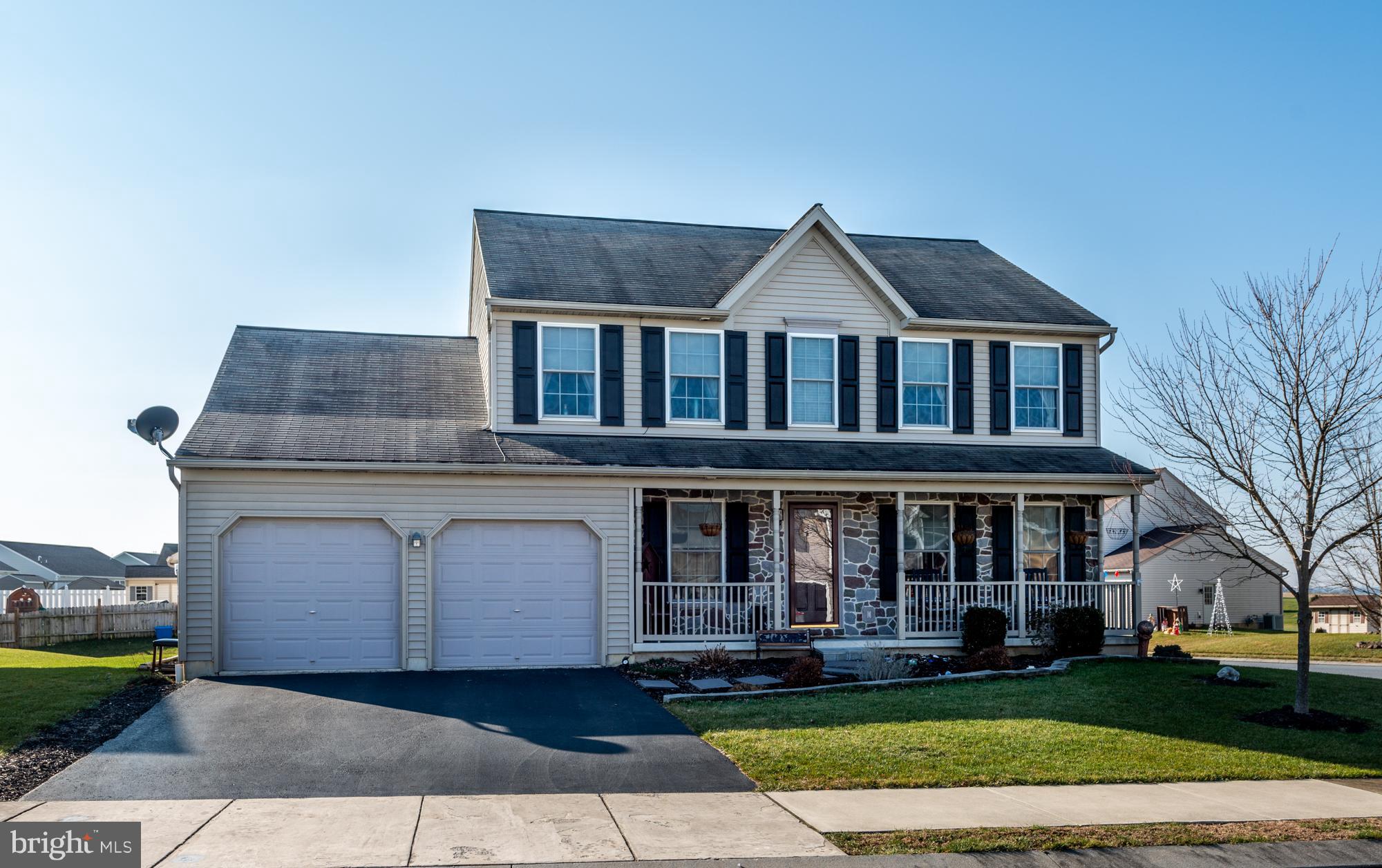 LINCOLNS MEADOW - Residential