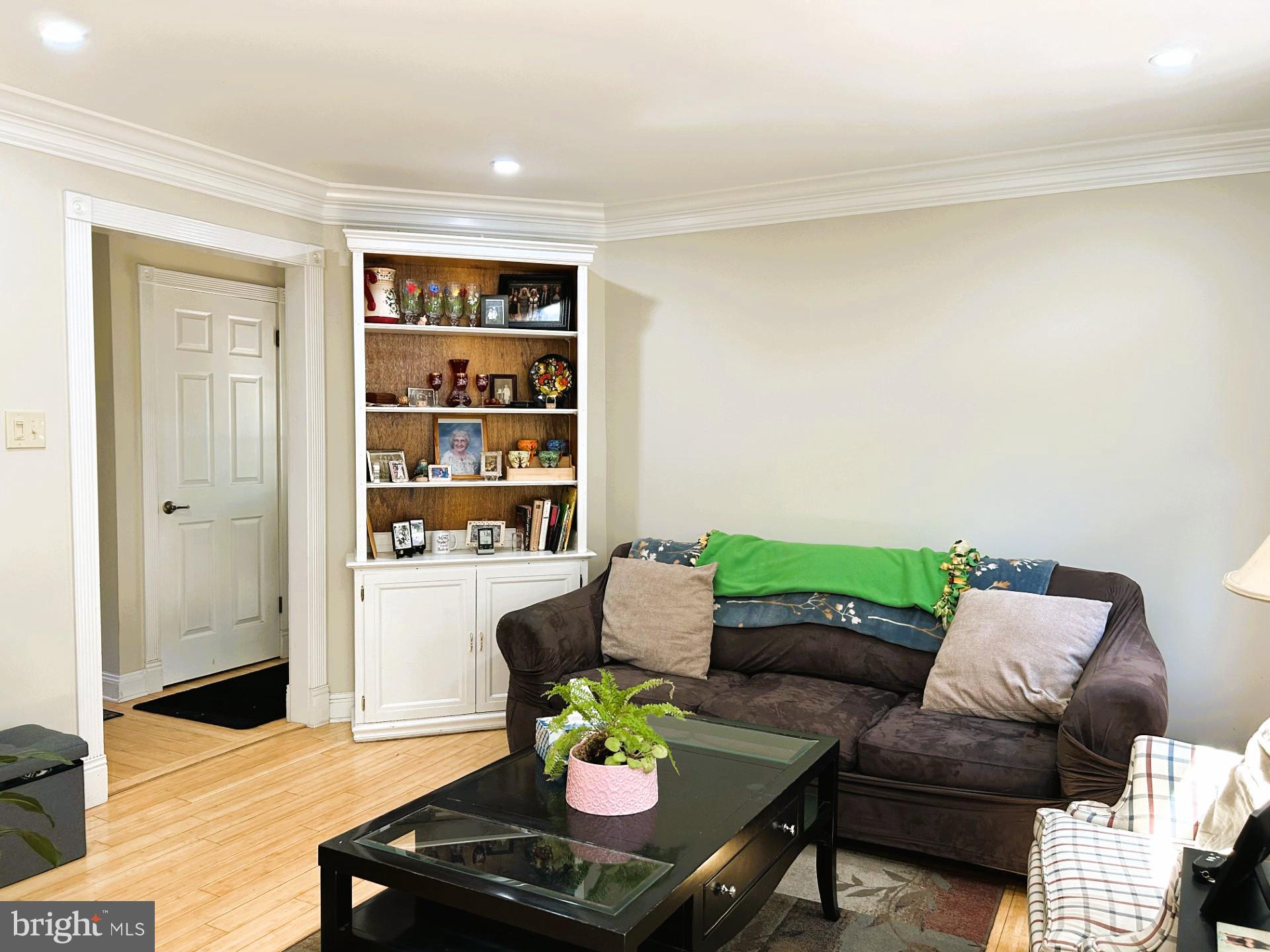WYNMERE HUNT - Residential