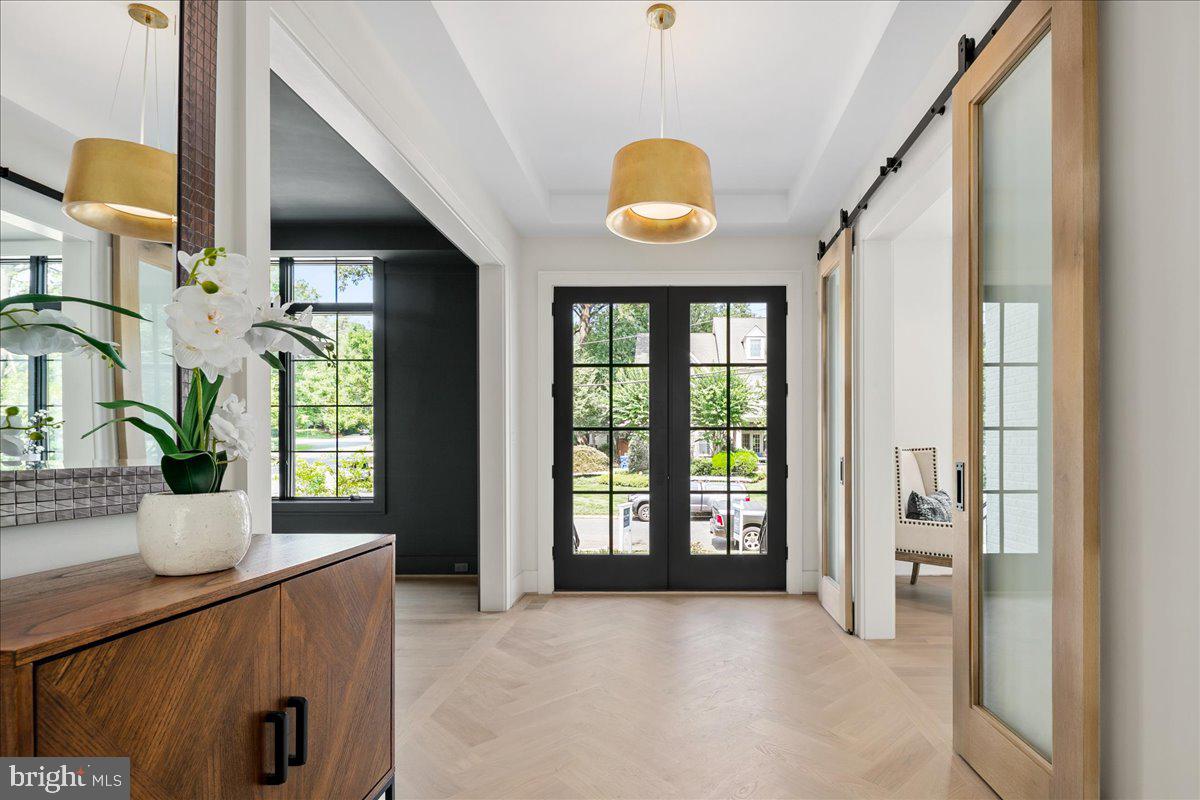 BROYHILL LANGLEY ESTATES - Residential