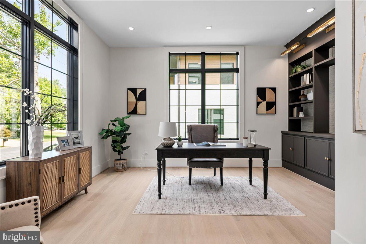 BROYHILL LANGLEY ESTATES - Residential