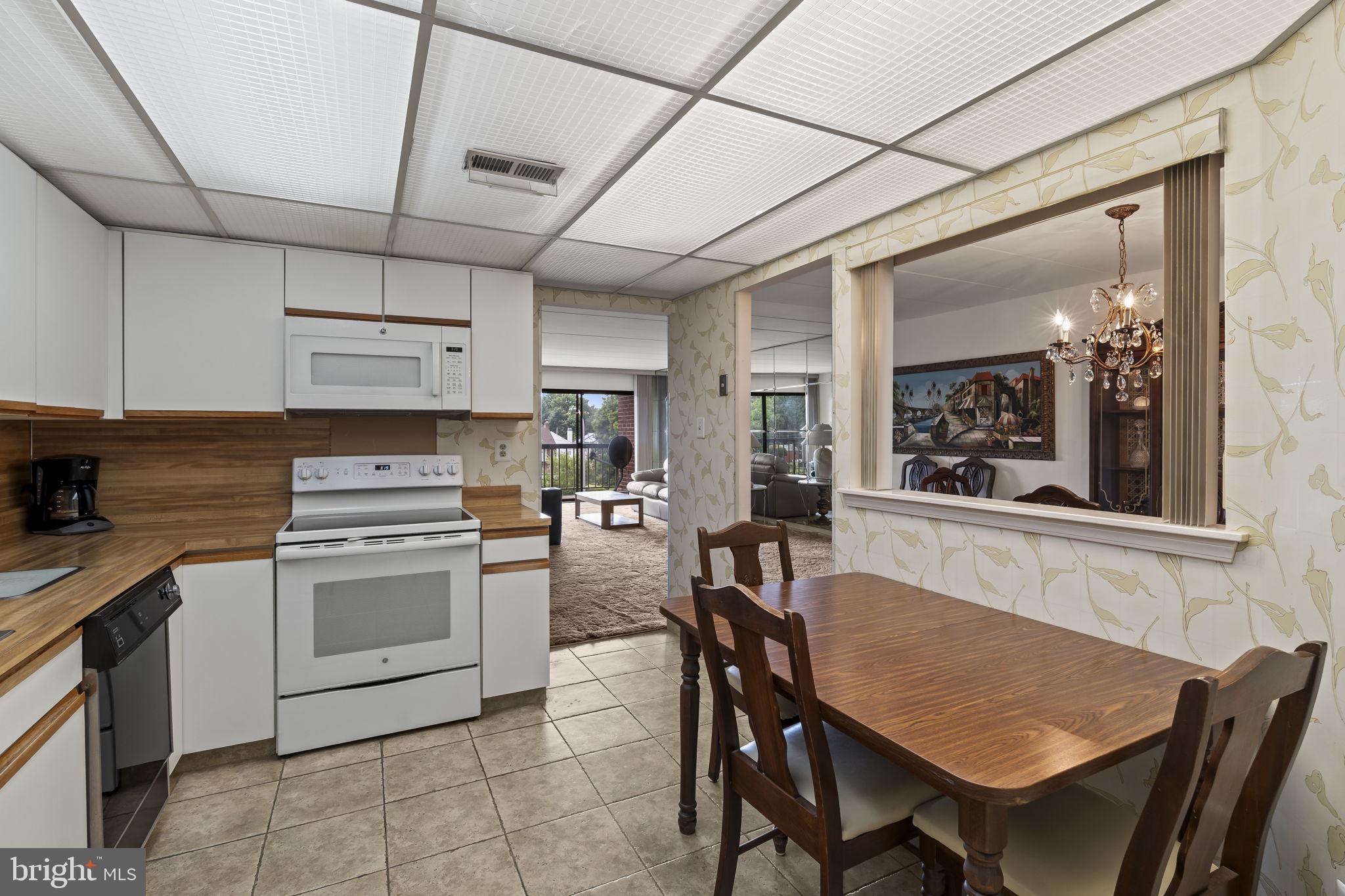 BUSTLETON - Residential