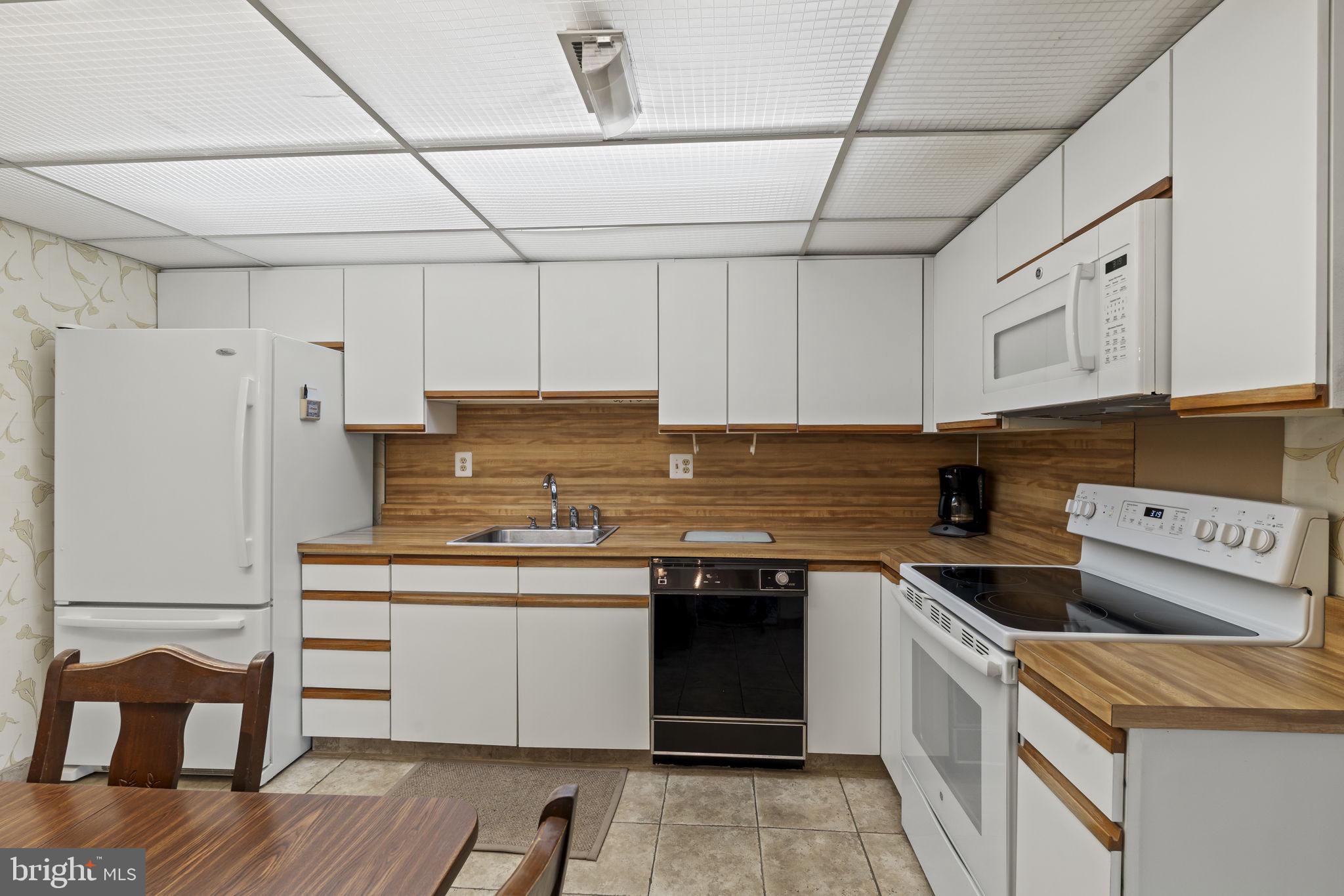 BUSTLETON - Residential