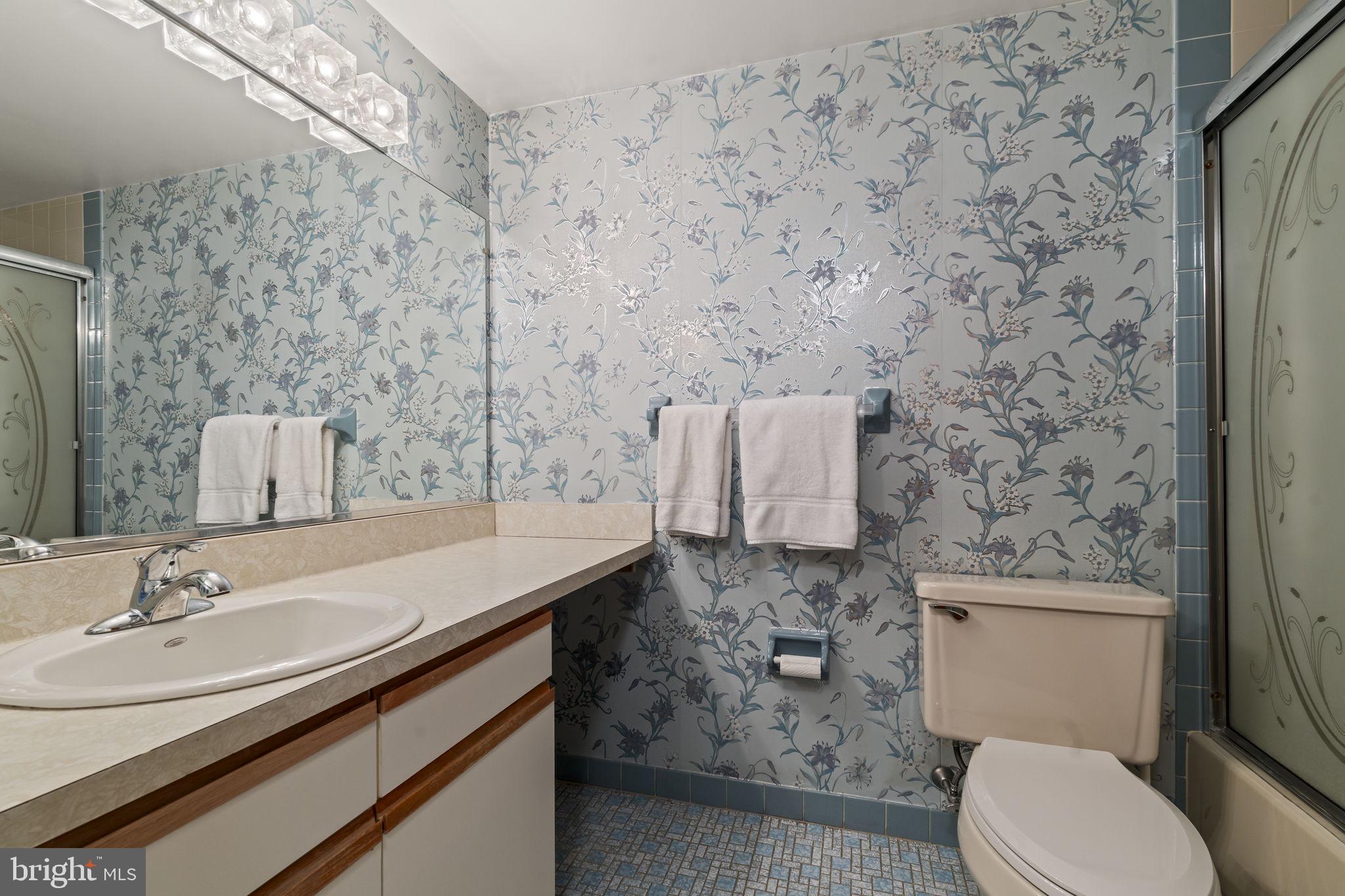 BUSTLETON - Residential