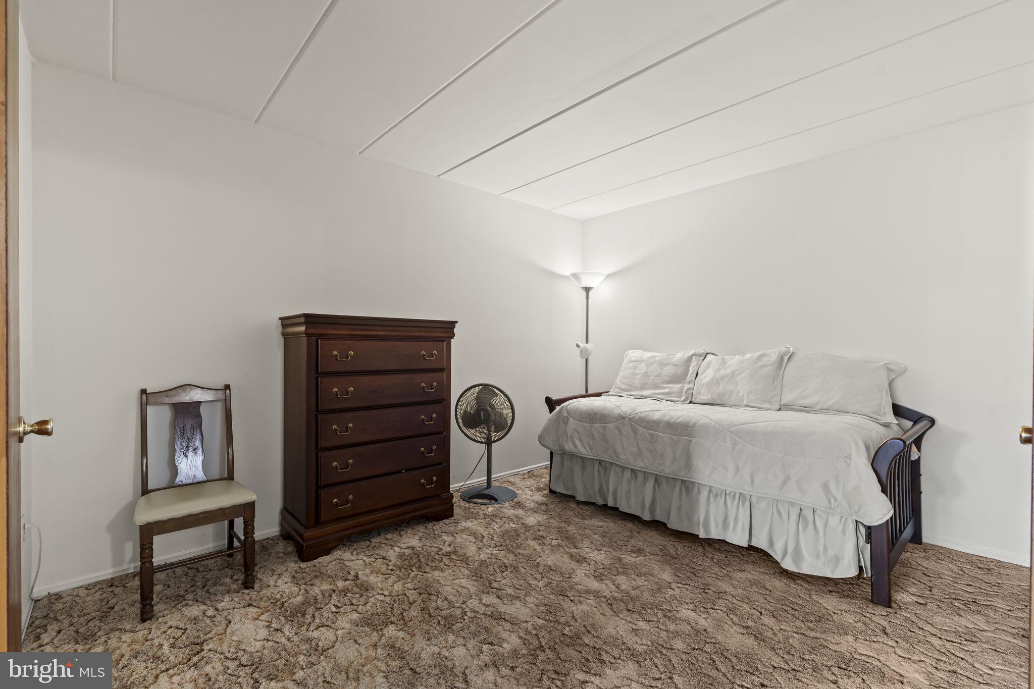 BUSTLETON - Residential
