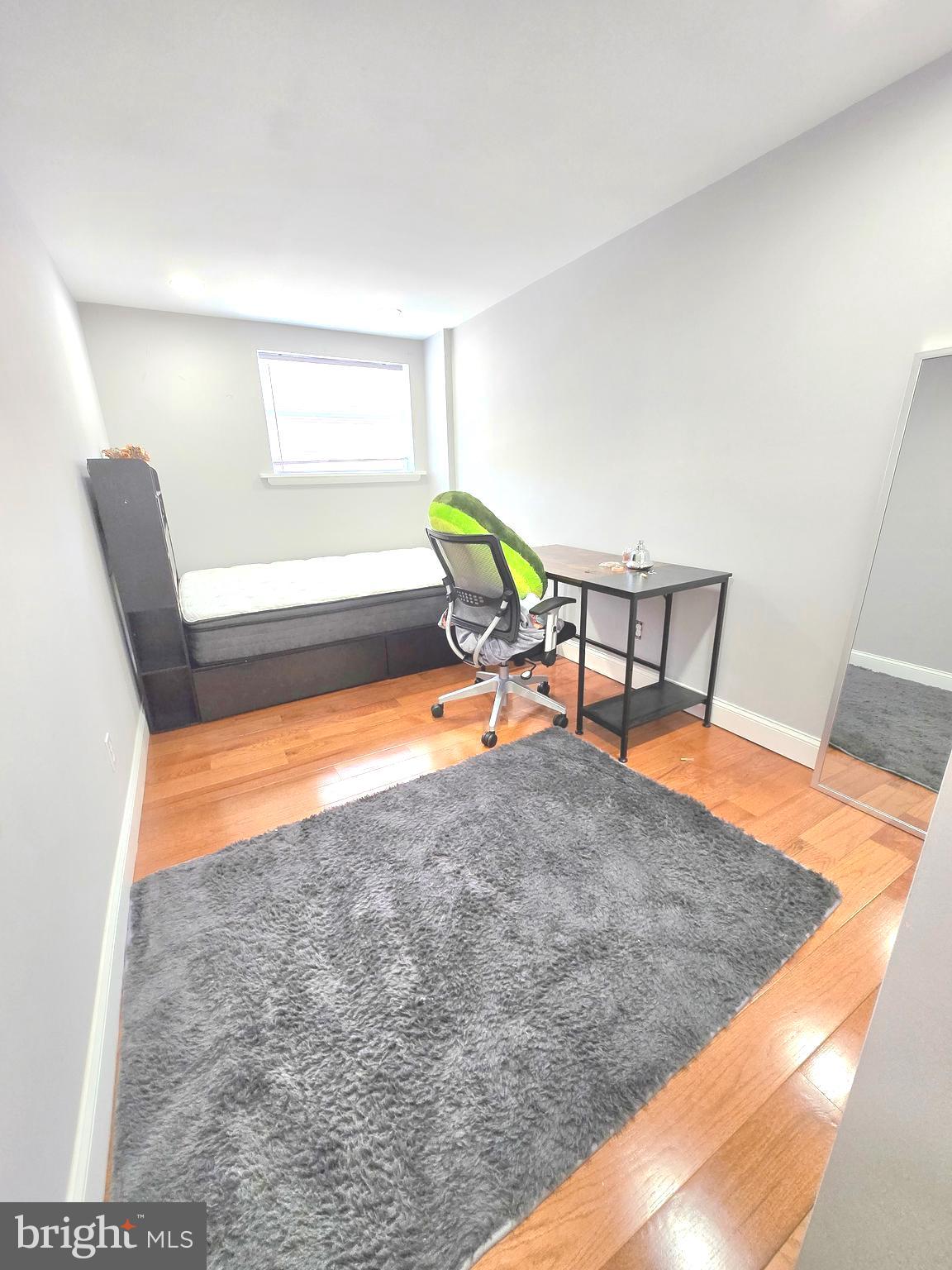 PHILADELPHIA (NORTHEAST) - Residential