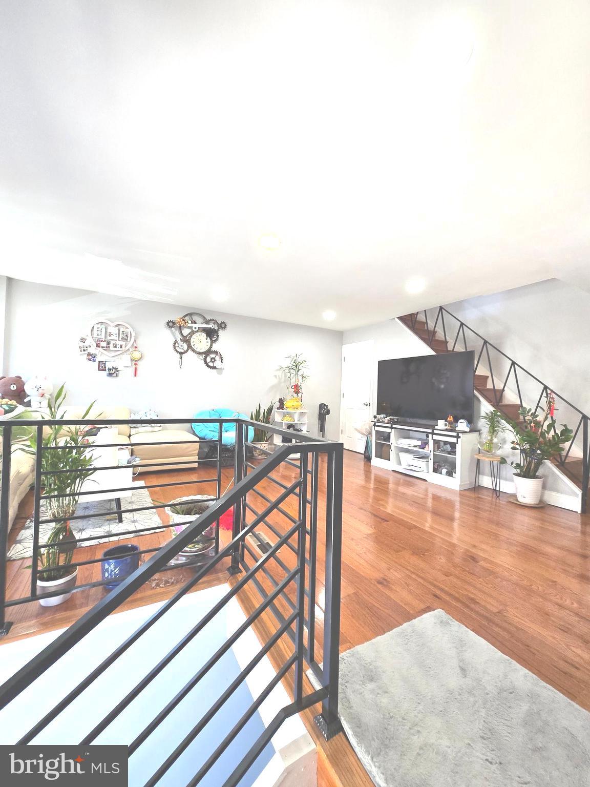 PHILADELPHIA (NORTHEAST) - Residential