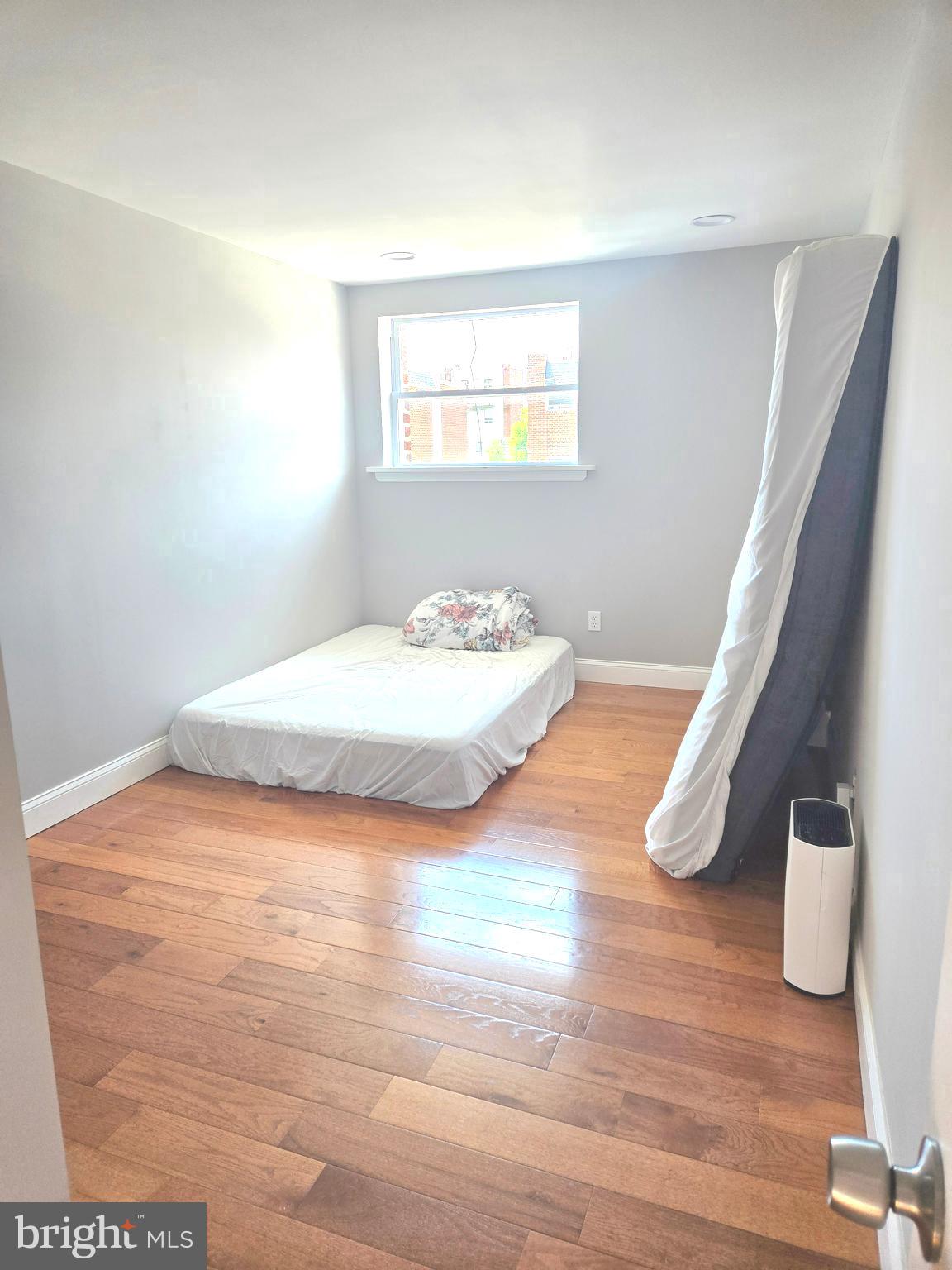 PHILADELPHIA (NORTHEAST) - Residential