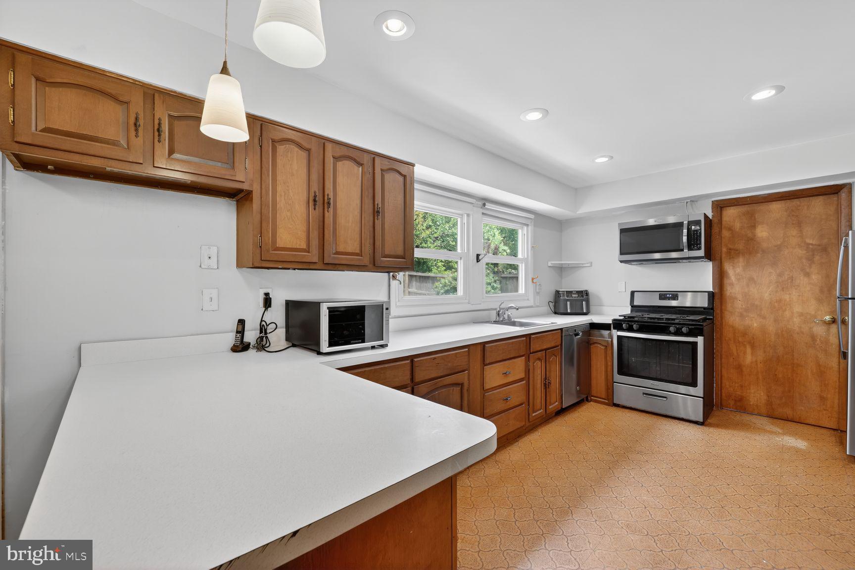 BUCKINGHAM AT BELAIR - Residential