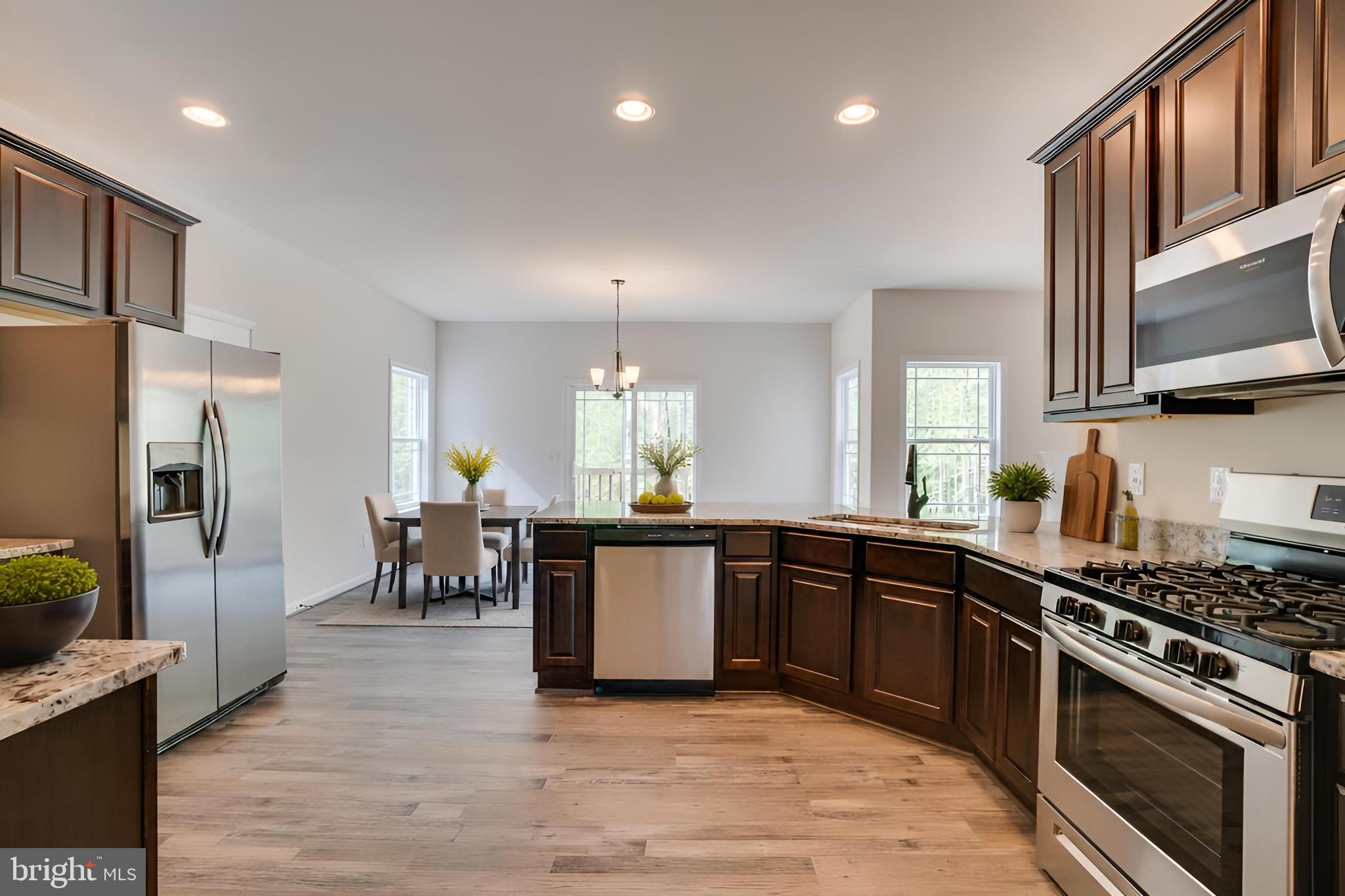 EAGLE BAY - Residential