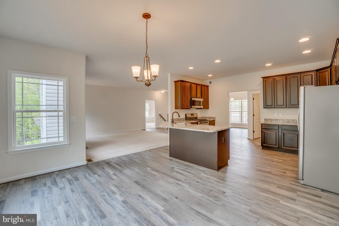 EAGLE BAY - Residential
