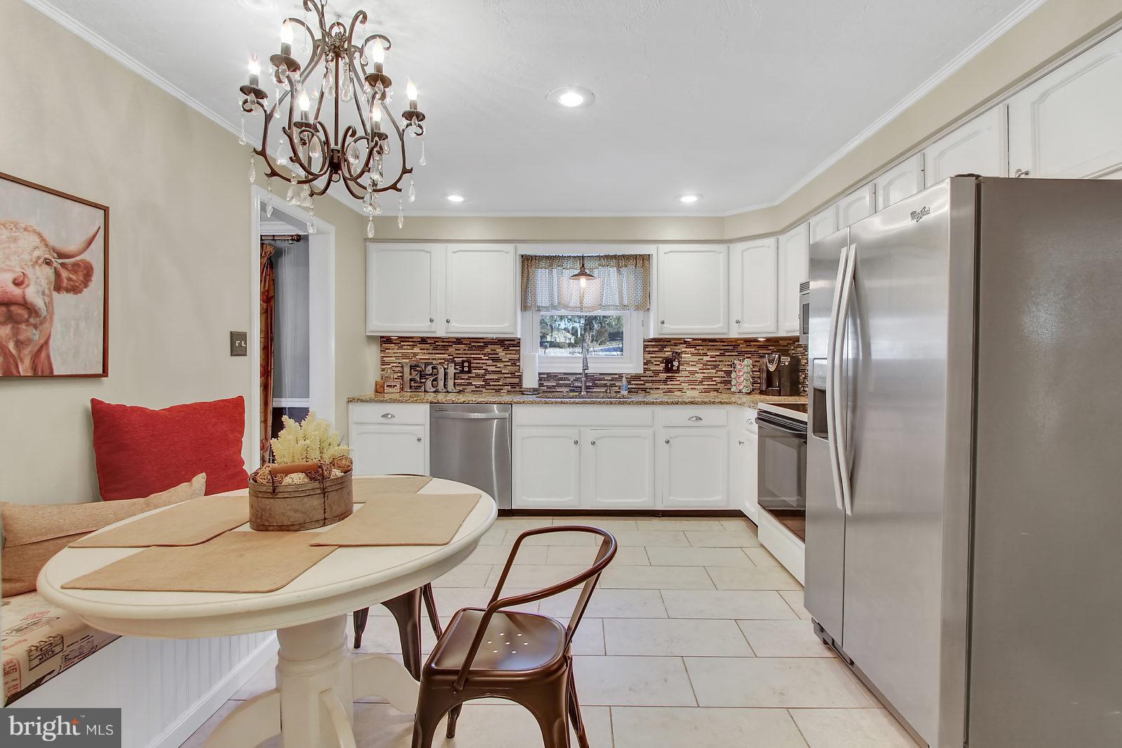 FOX CHASE - Residential