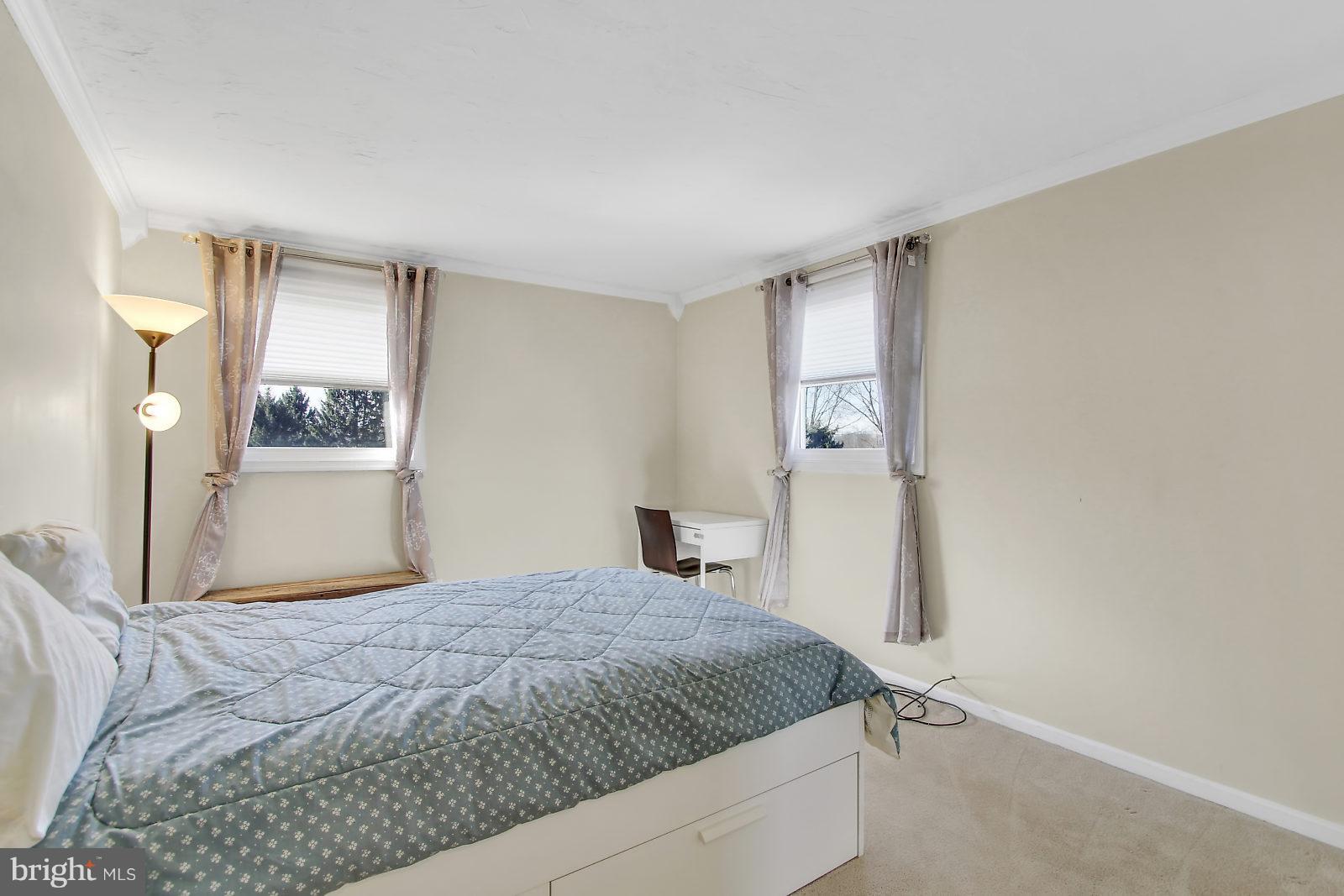 FOX CHASE - Residential
