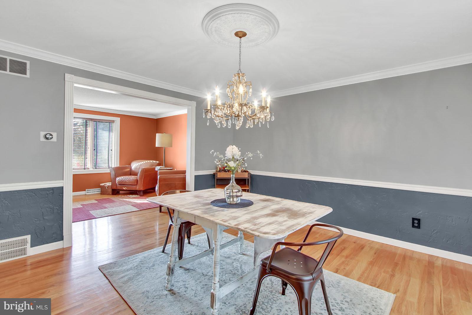 FOX CHASE - Residential