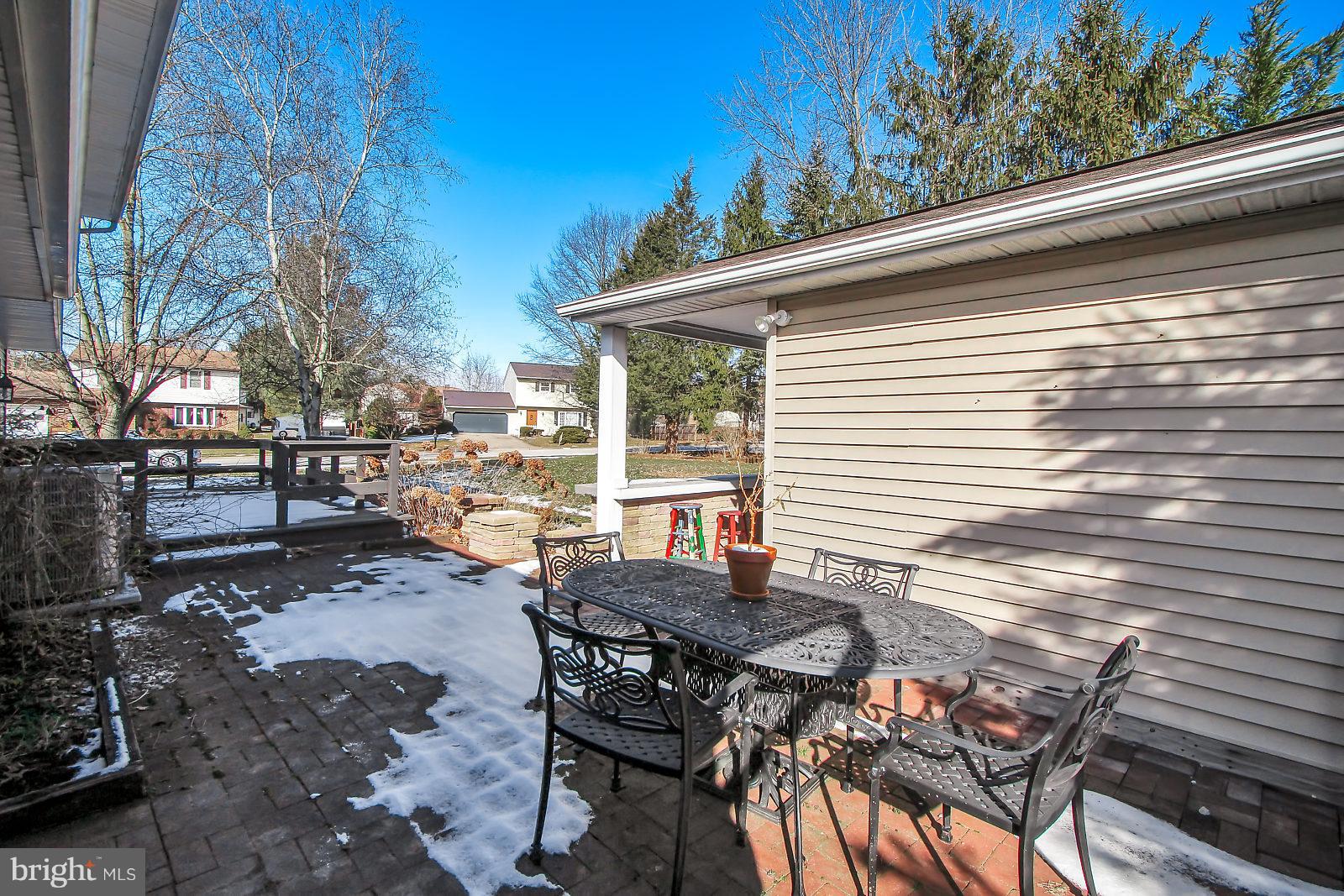 FOX CHASE - Residential