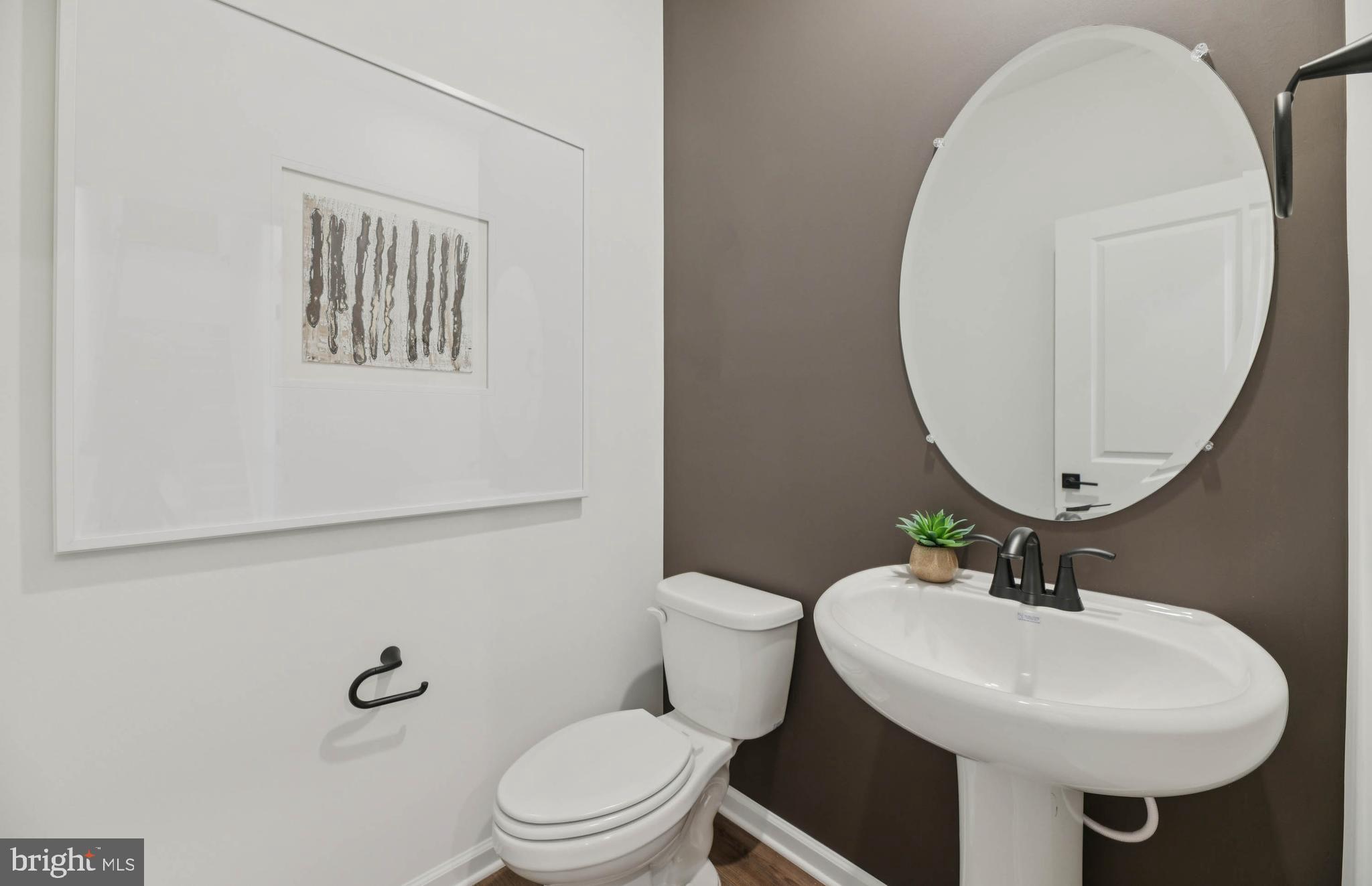WESTEND AT ARMSTRONG VILLAGE - Residential