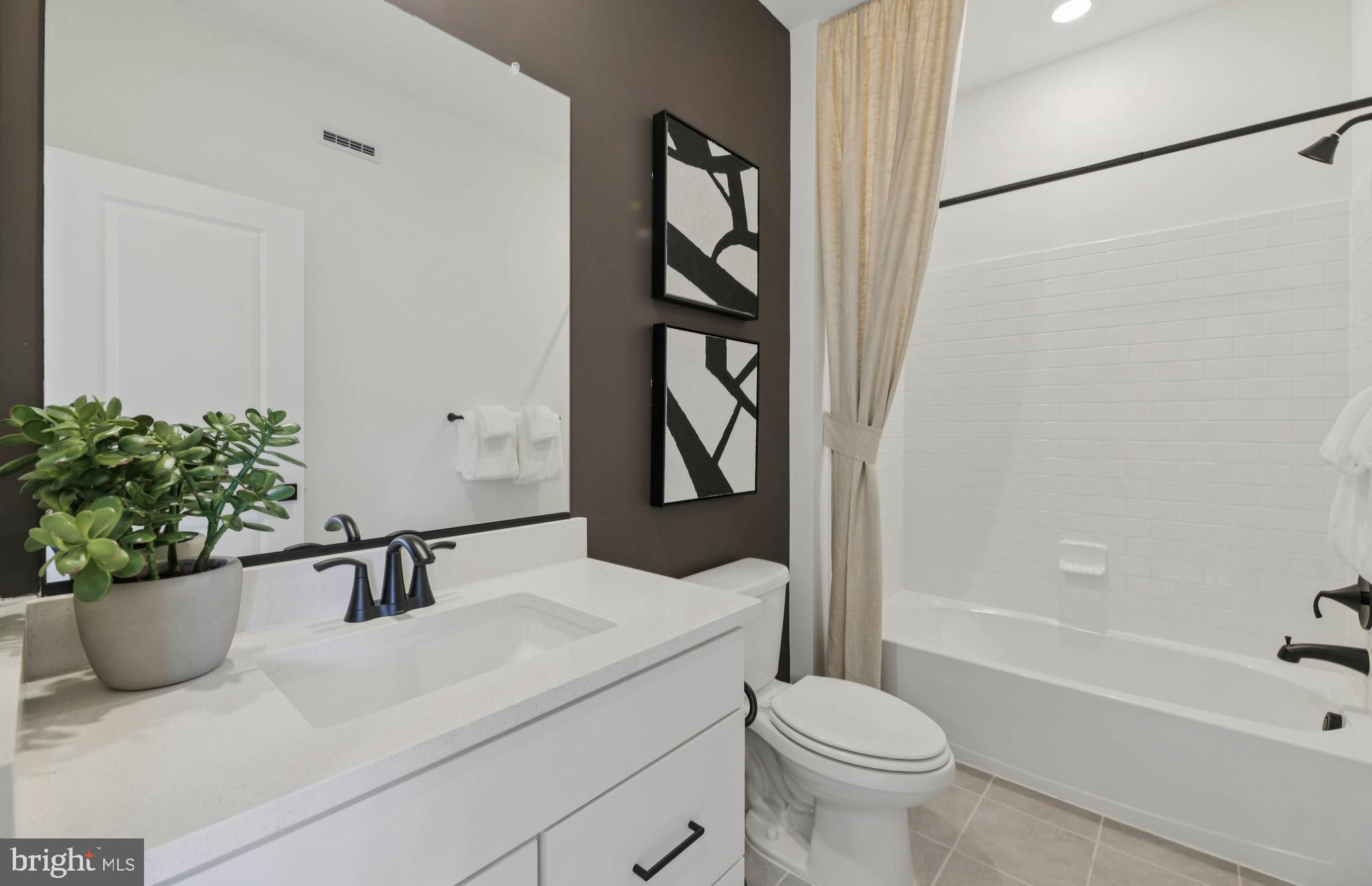 WESTEND AT ARMSTRONG VILLAGE - Residential