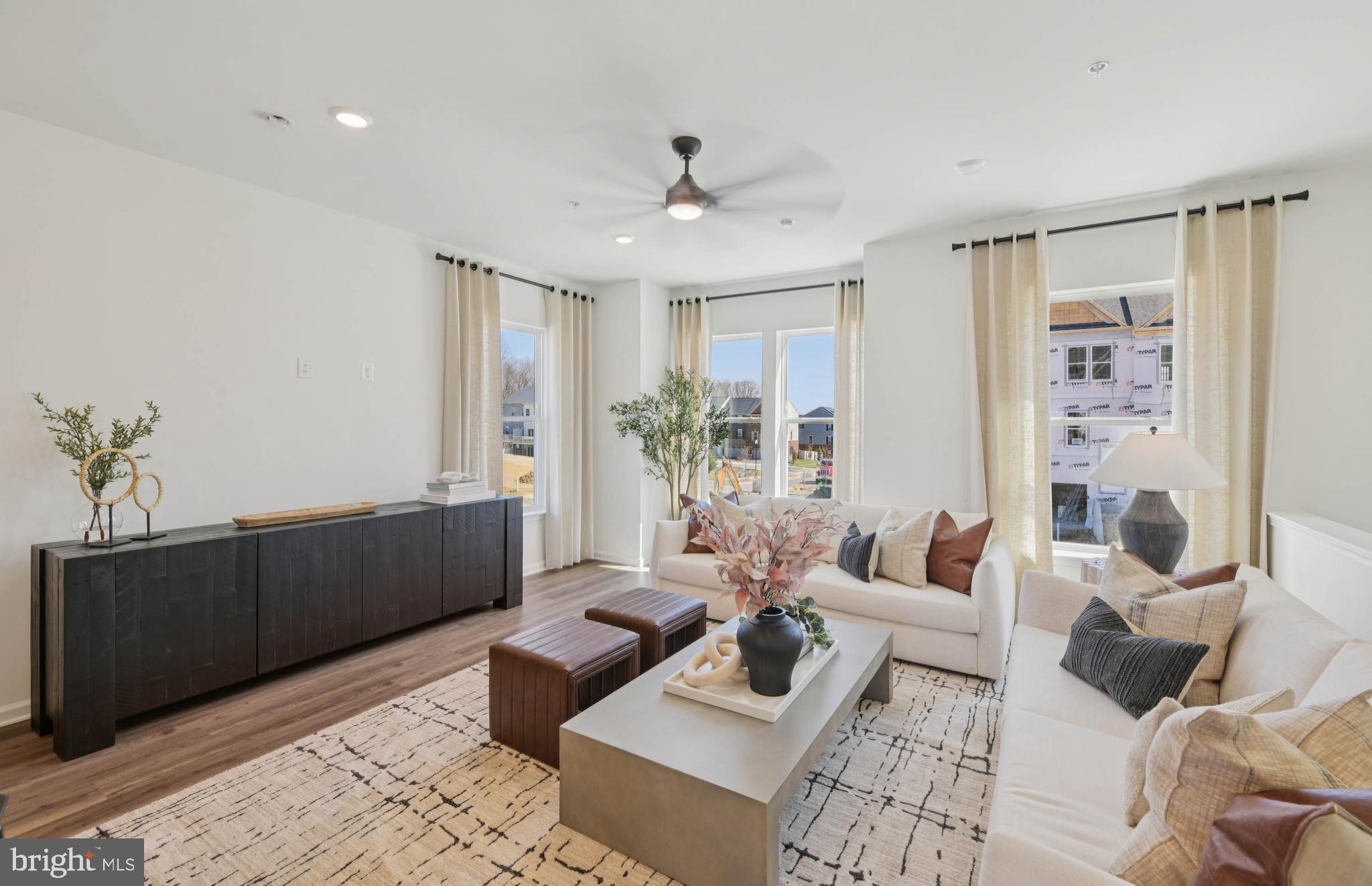 WESTEND AT ARMSTRONG VILLAGE - Residential