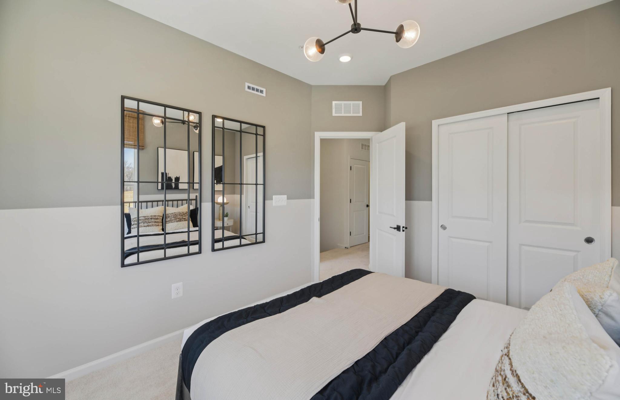 WESTEND AT ARMSTRONG VILLAGE - Residential