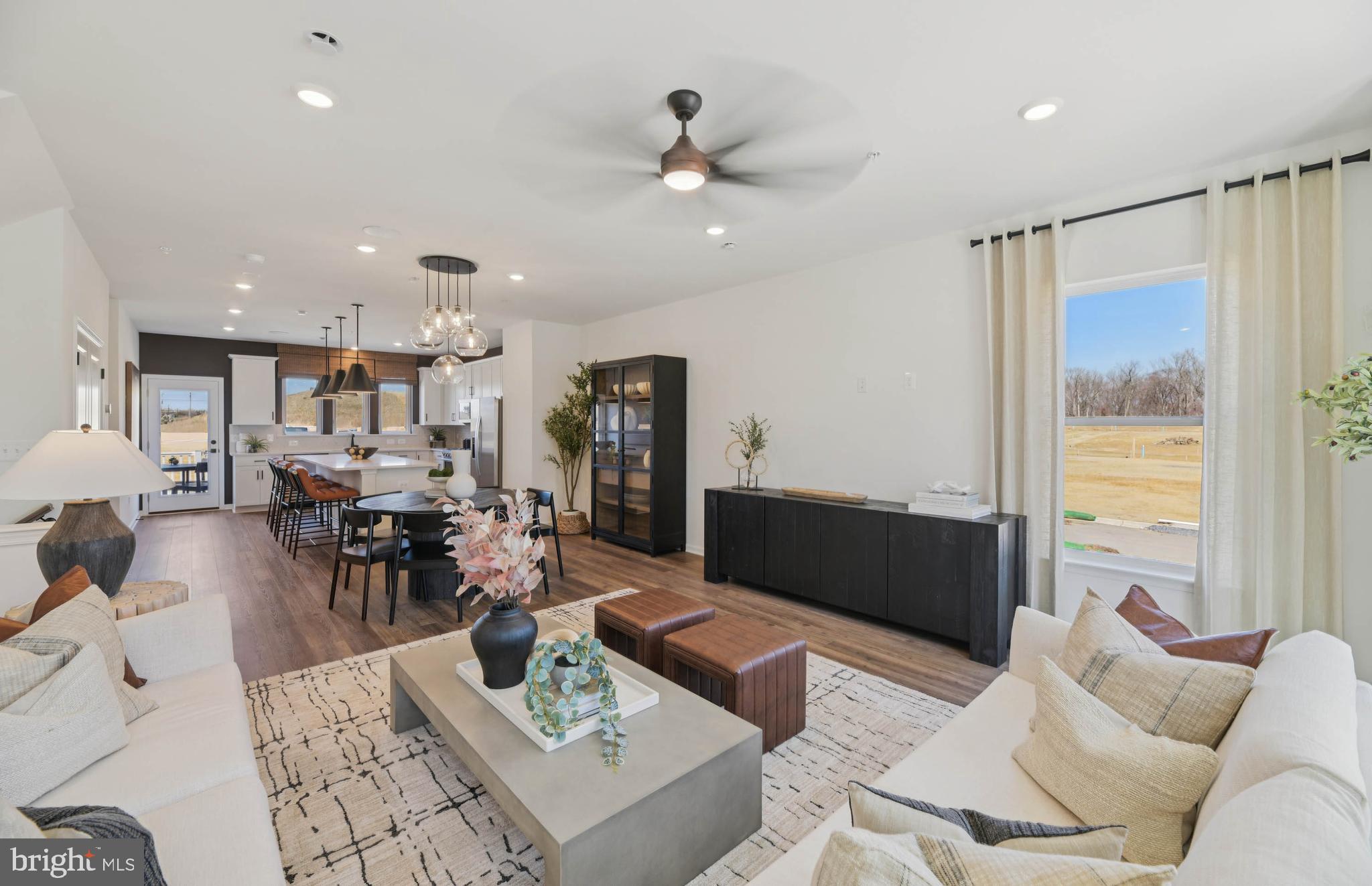 WESTEND AT ARMSTRONG VILLAGE - Residential