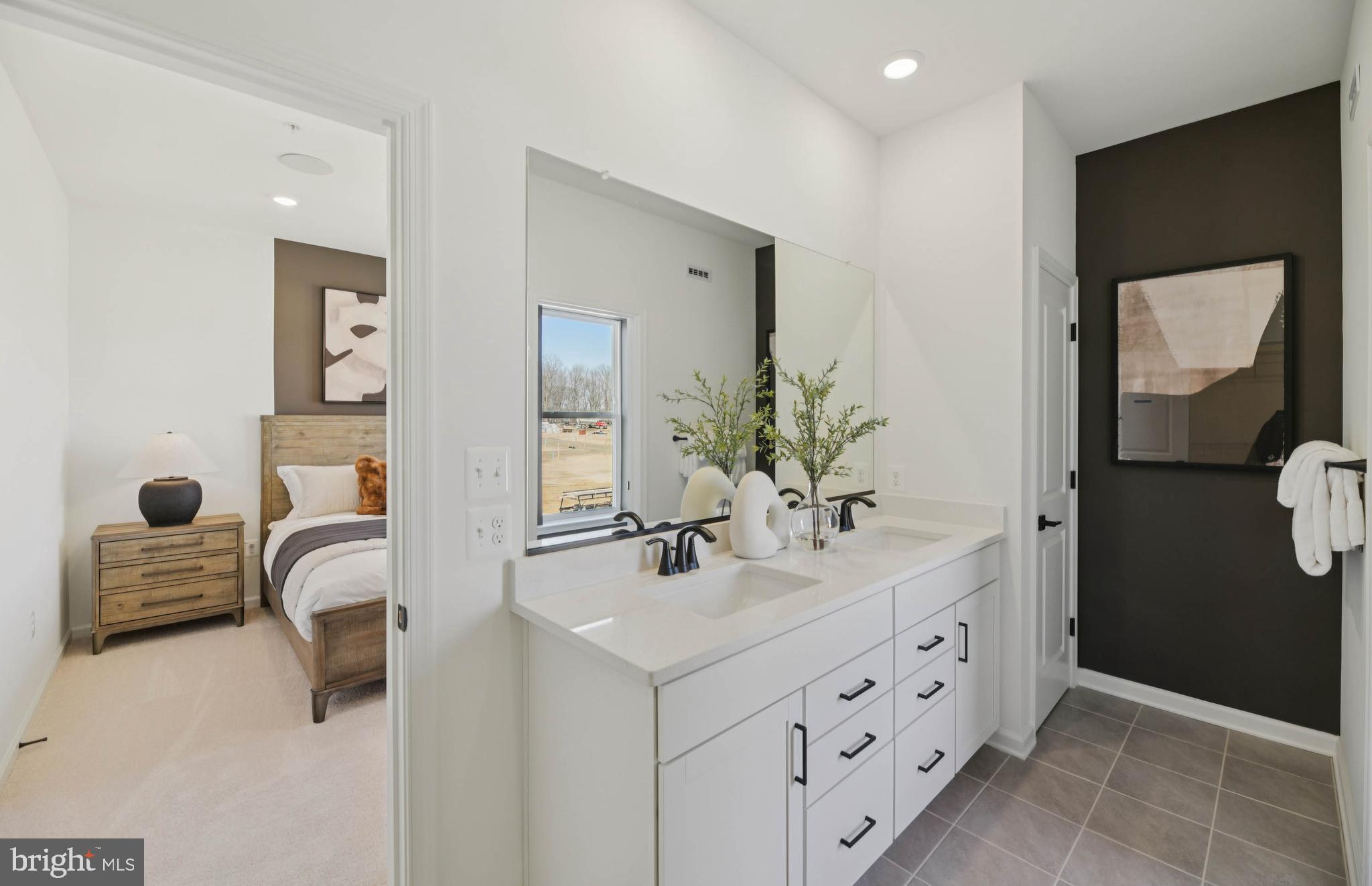 WESTEND AT ARMSTRONG VILLAGE - Residential