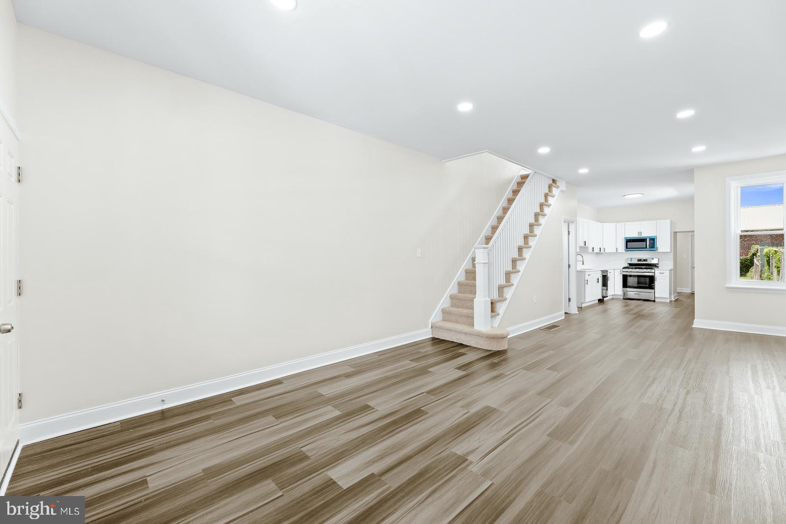 FRANKFORD - Residential