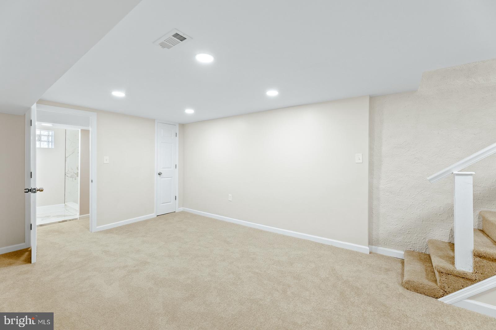 FRANKFORD - Residential