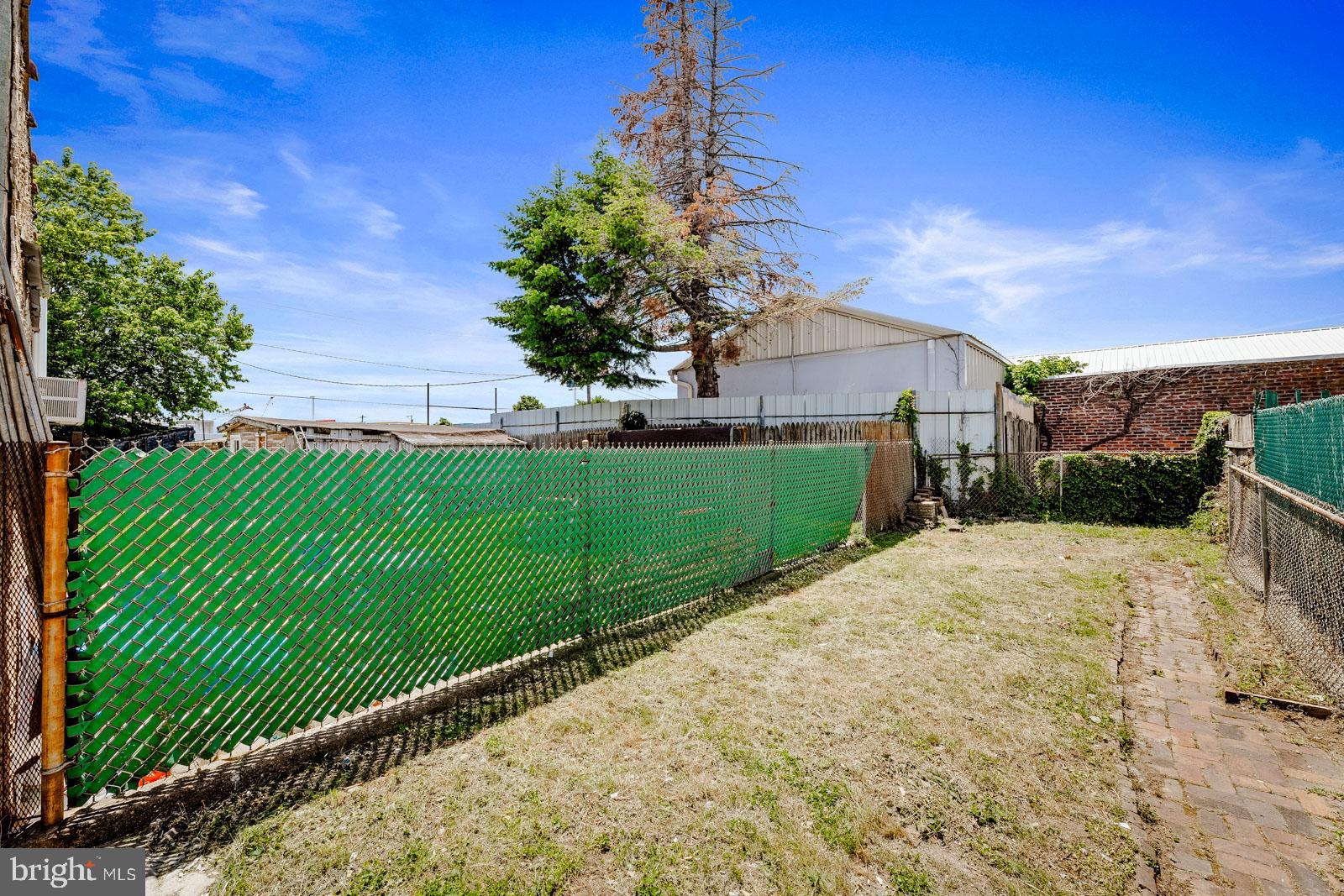 FRANKFORD - Residential