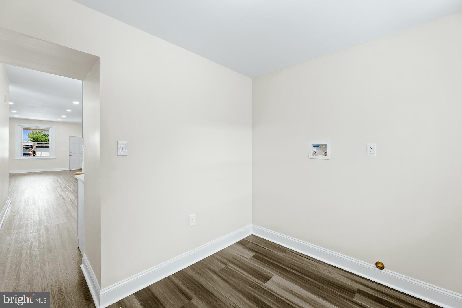 FRANKFORD - Residential